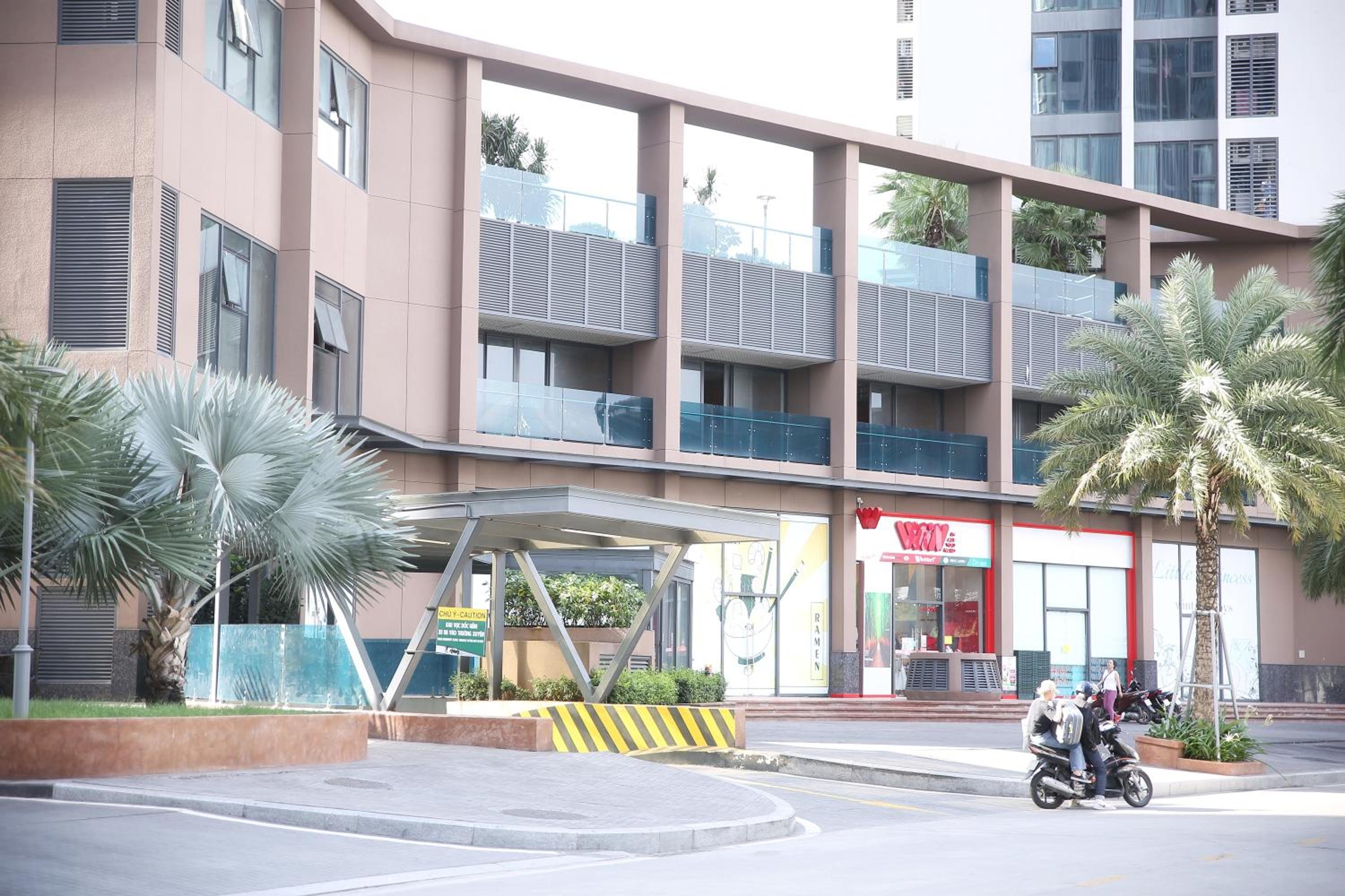 Luxury 2BR Condo in District 7