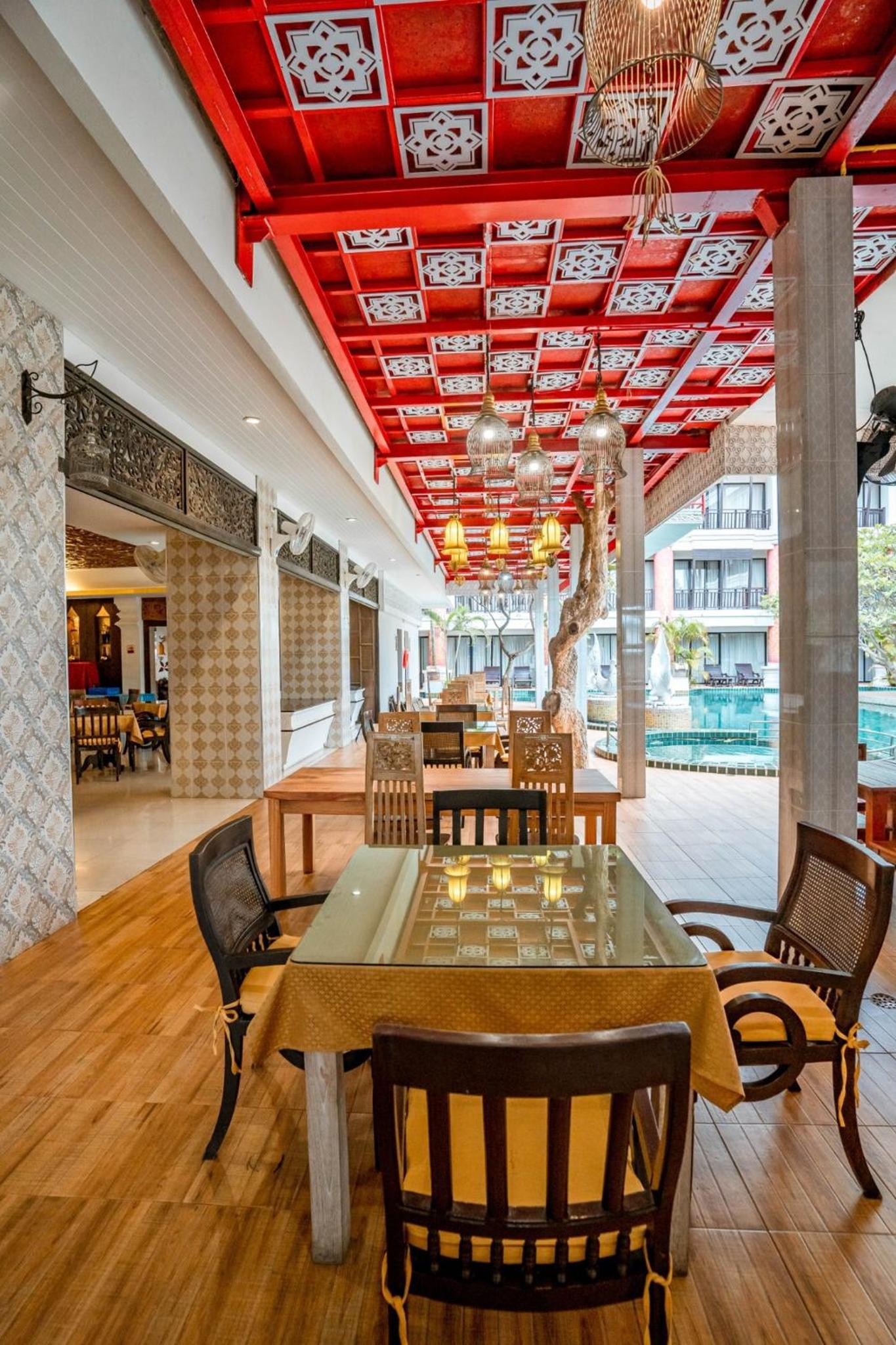 Lanna Hotel by Kasalong Resort and Spa Pattaya view 2