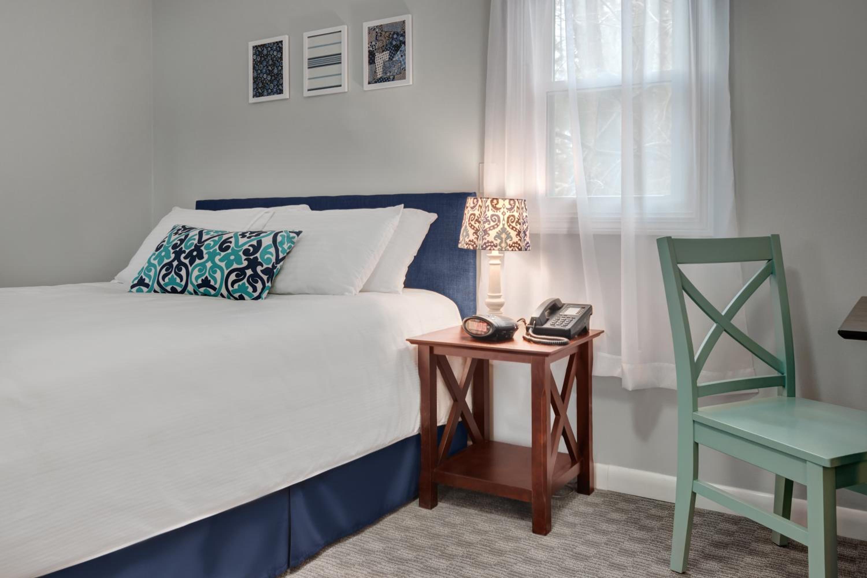 Kittery Inn Suites - Property Image 6