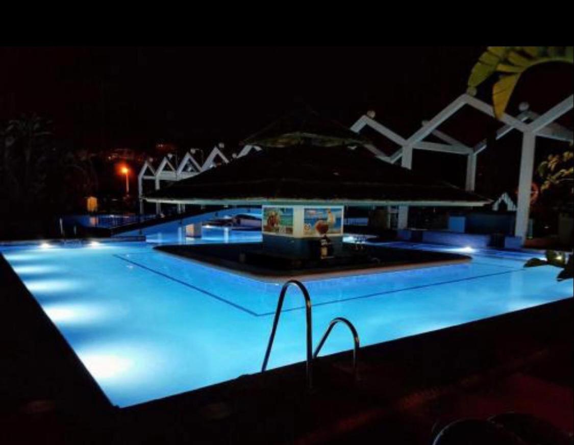 BENALBEACH COMPLEX