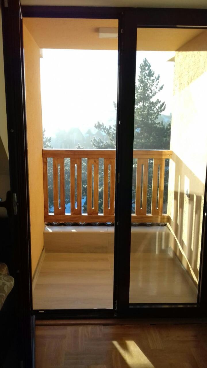 Eros apartmani