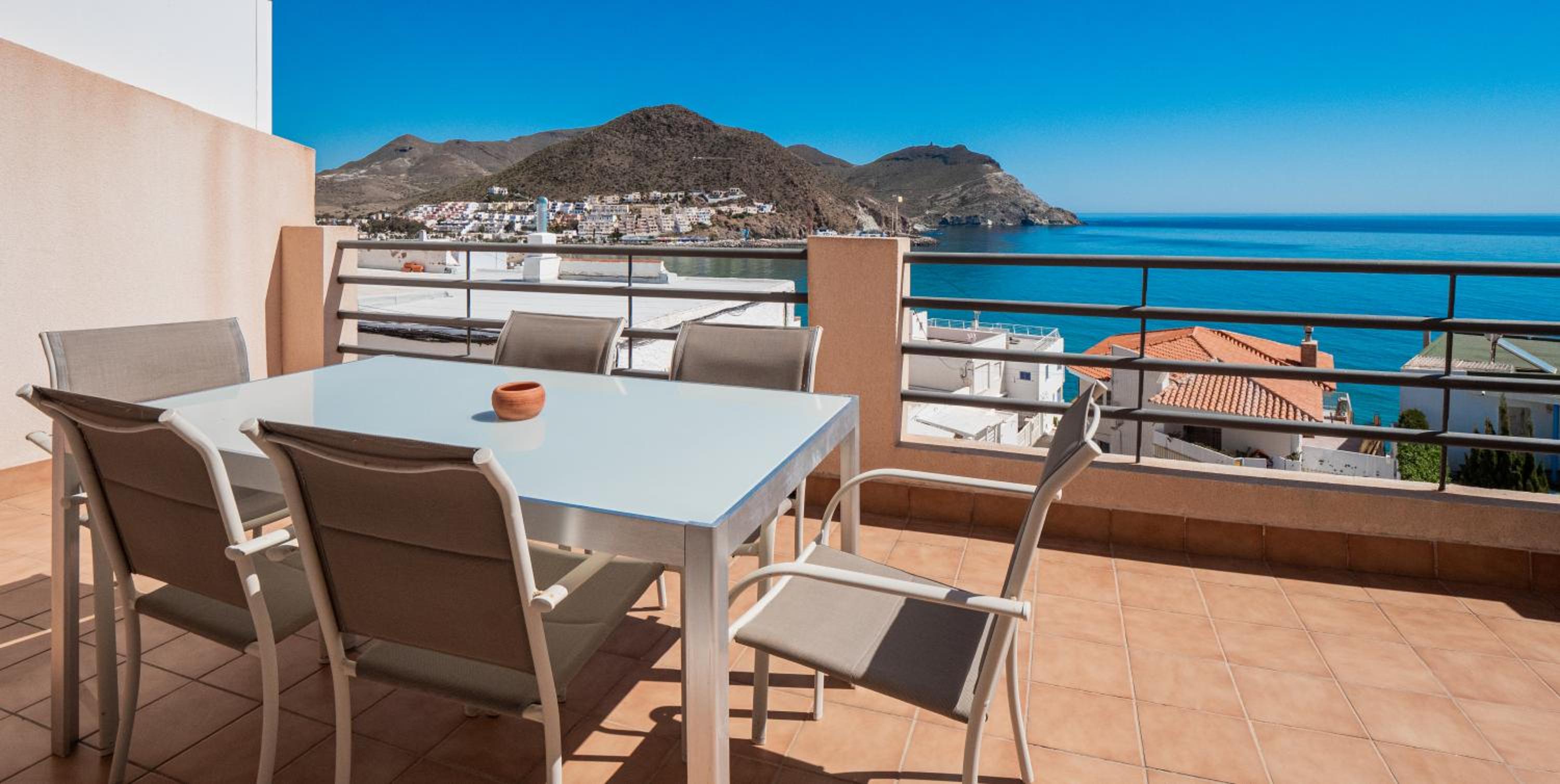 Cala Amarilla