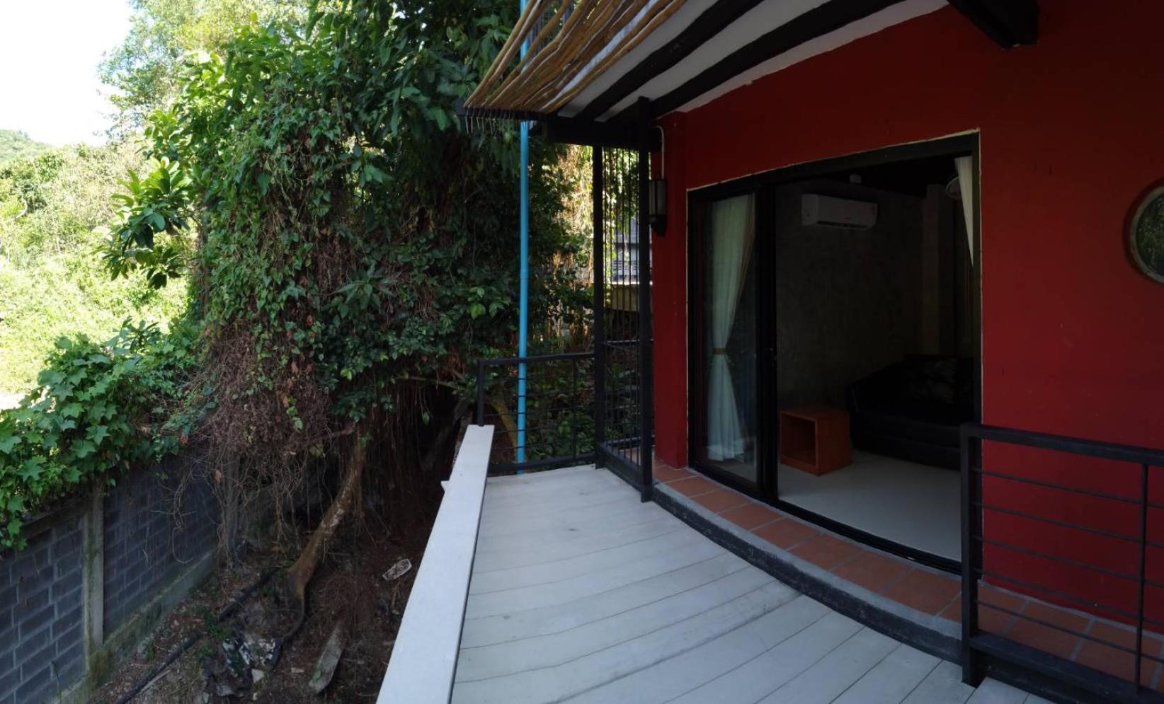White Jail at Koh Tao Hostel