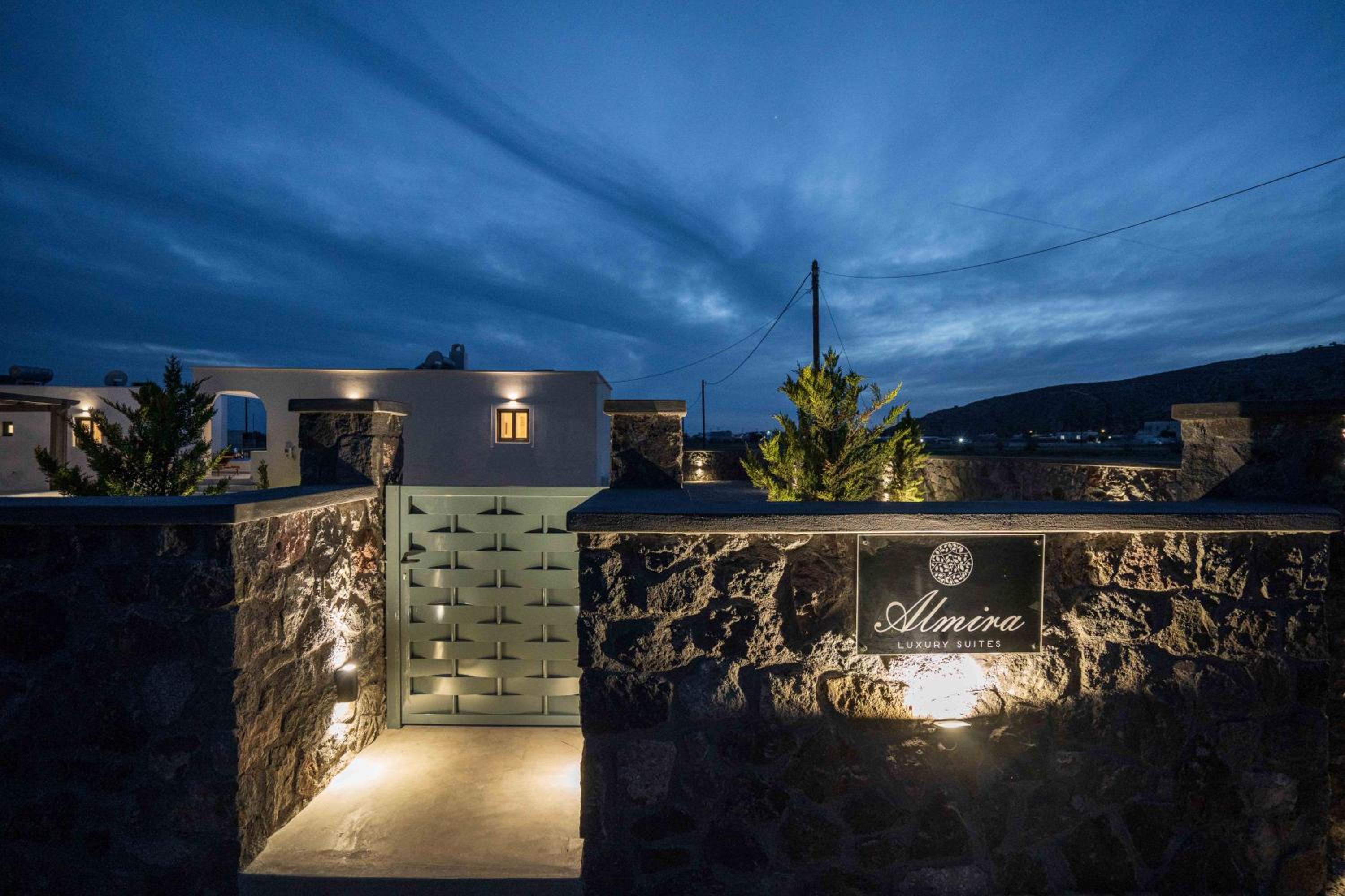 Almira Luxury Suites
