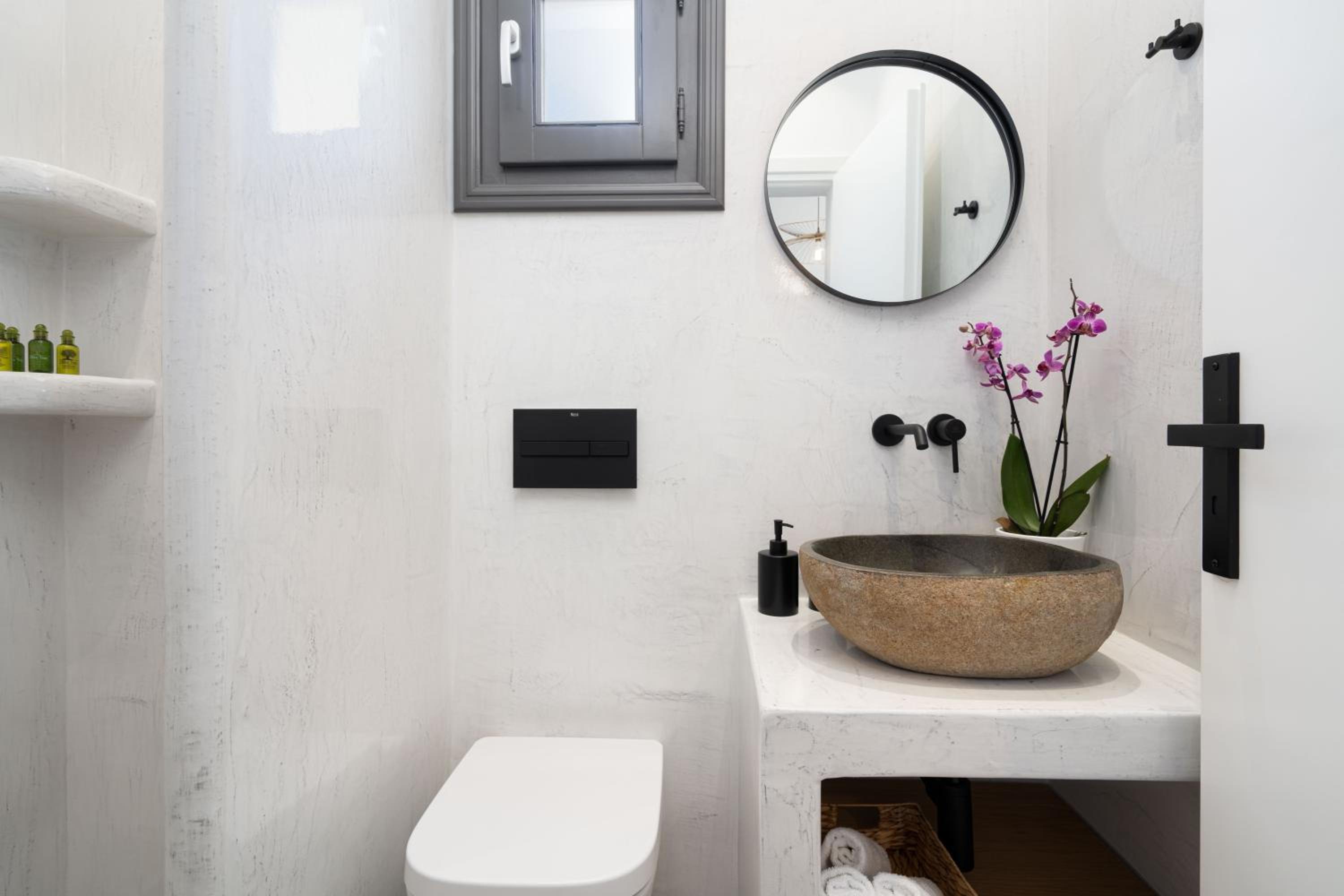Almira Luxury Suites