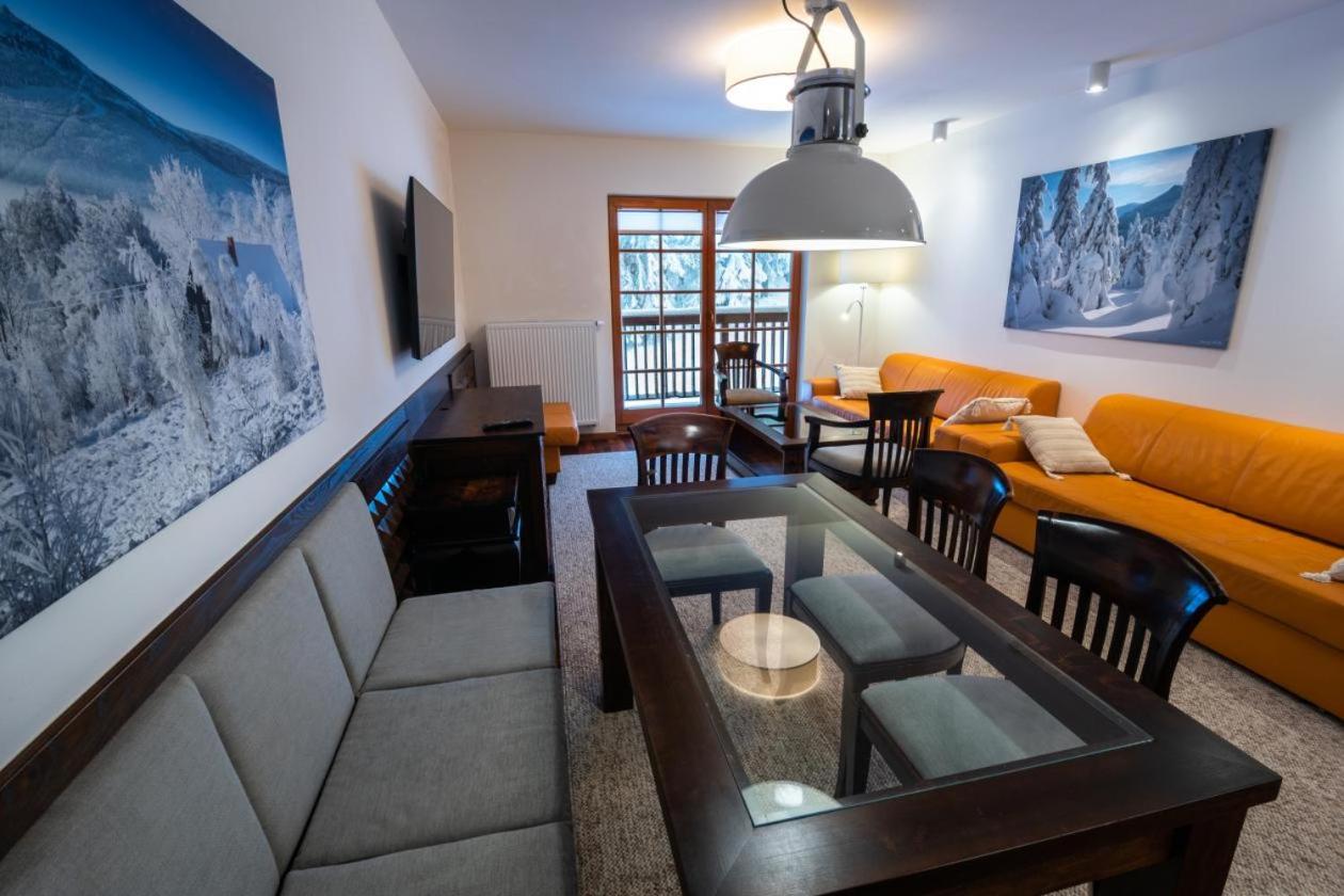 Apartamenty Lola