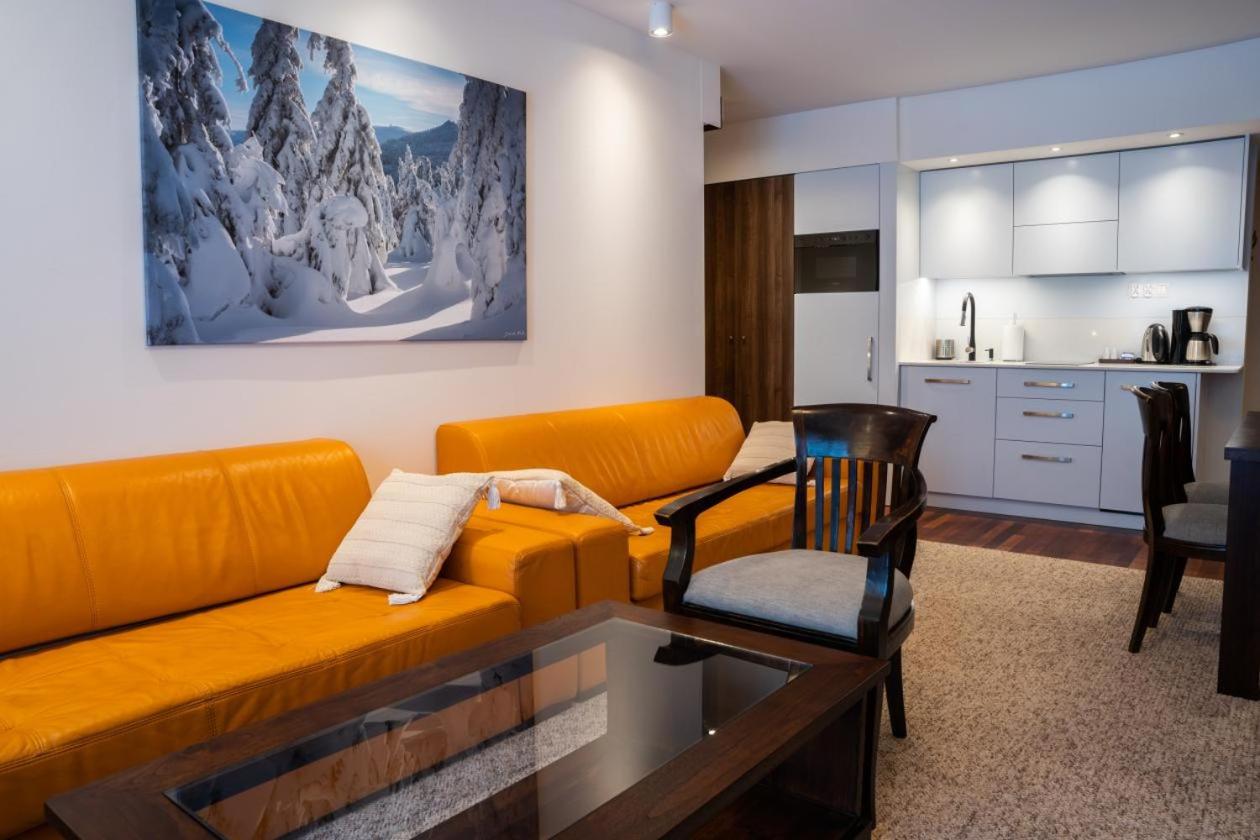 Apartamenty Lola