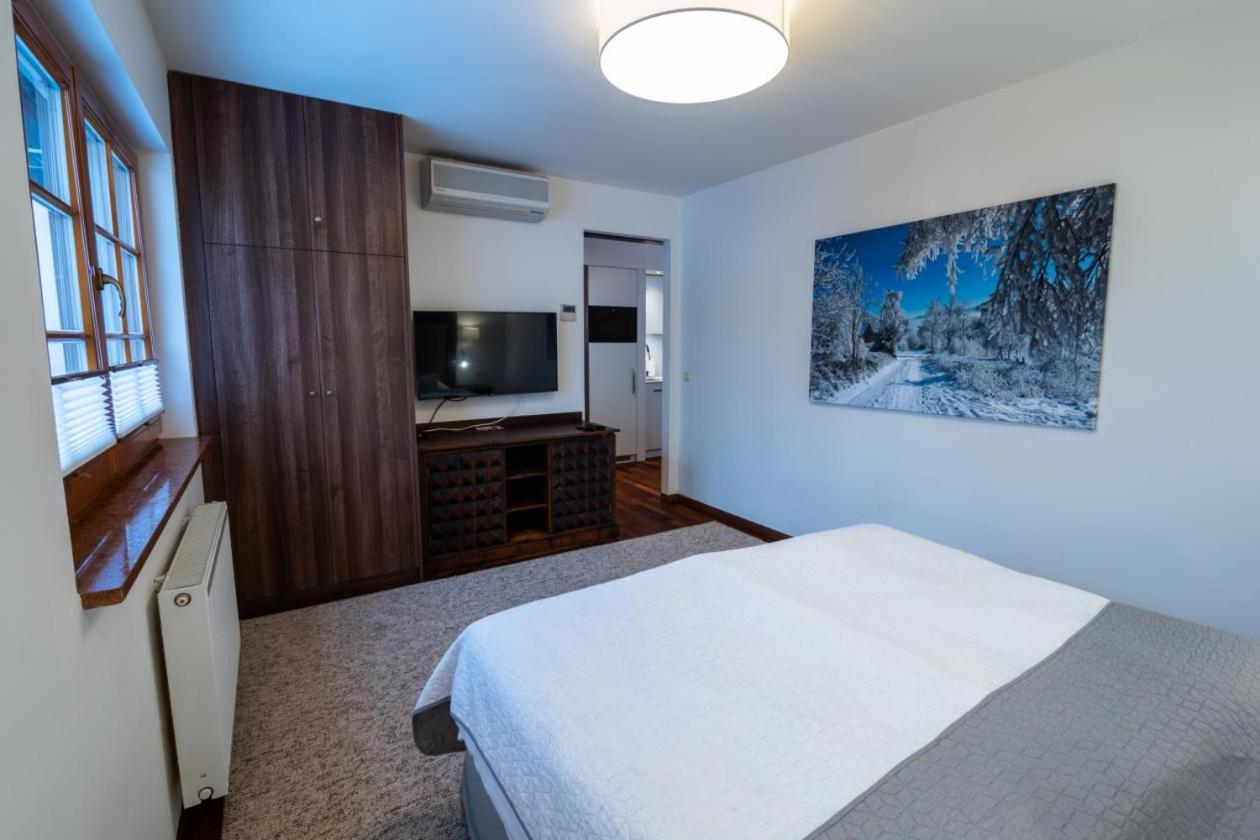 Apartamenty Lola