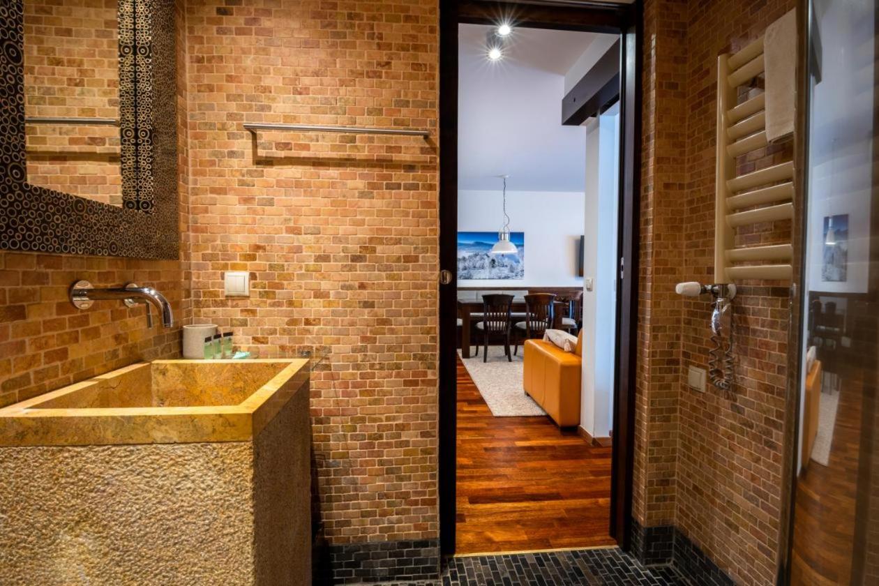Apartamenty Lola