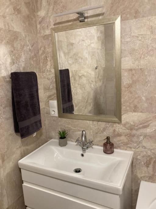 Lovely 2-bedroom apartment in Chisinau centre