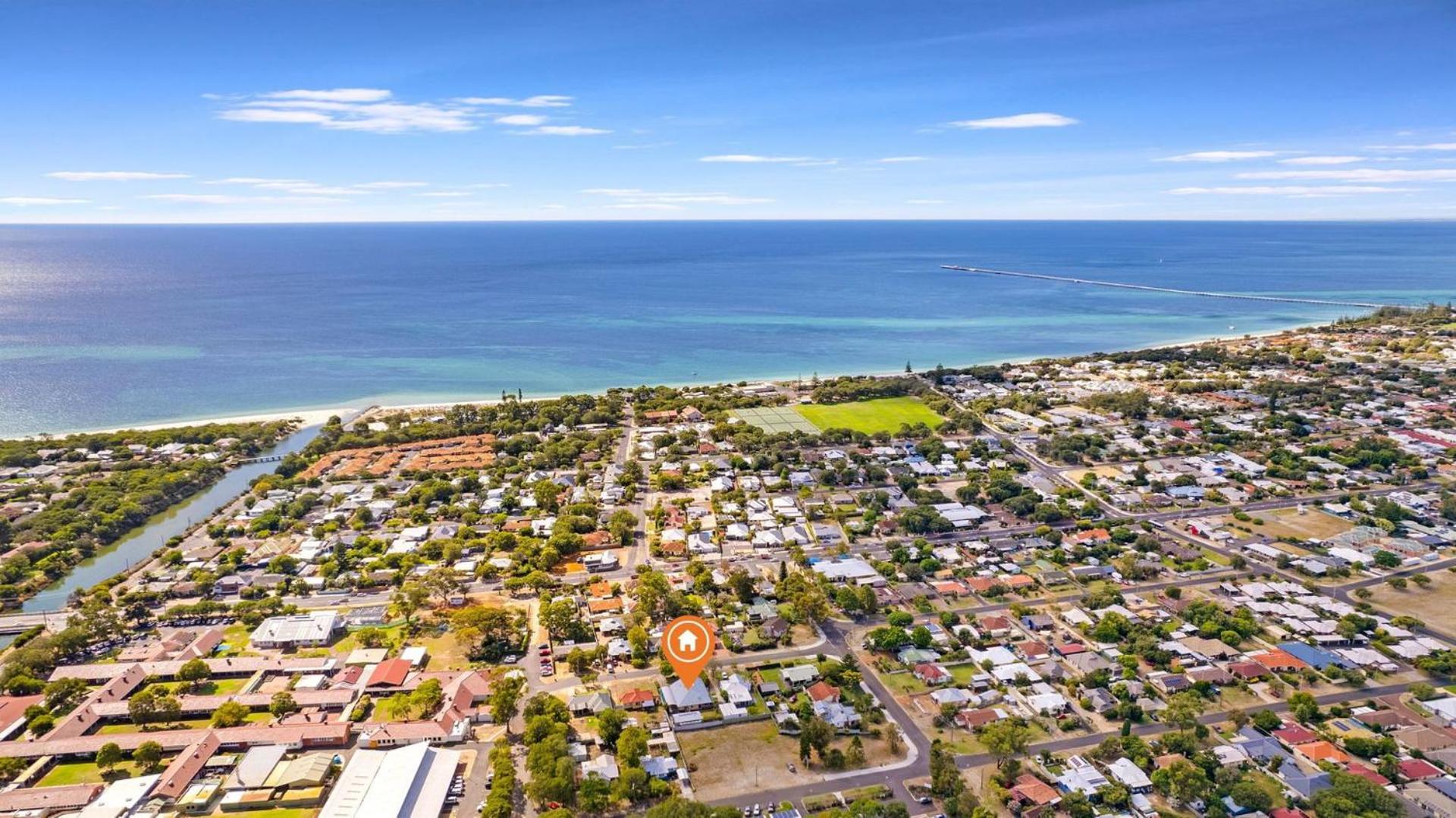 Swell Times Holiday Home Busselton