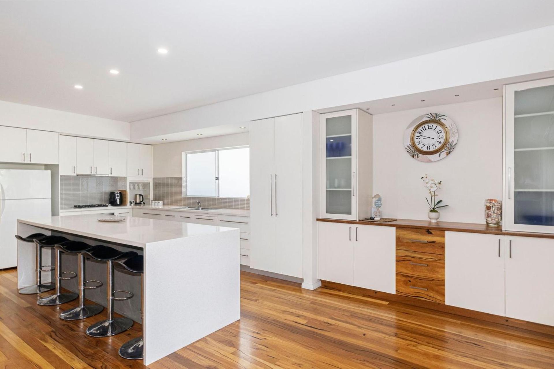 Swell Times Holiday Home Busselton