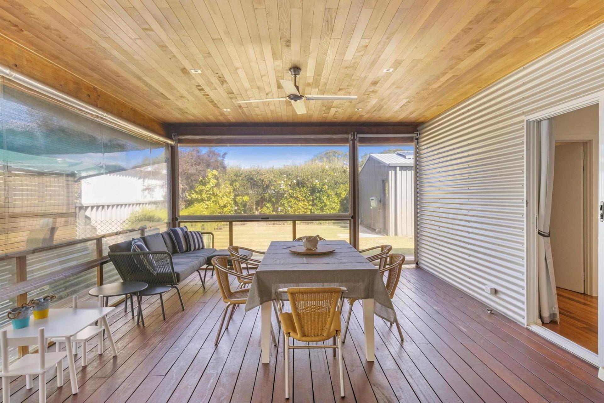 Swell Times Holiday Home Busselton