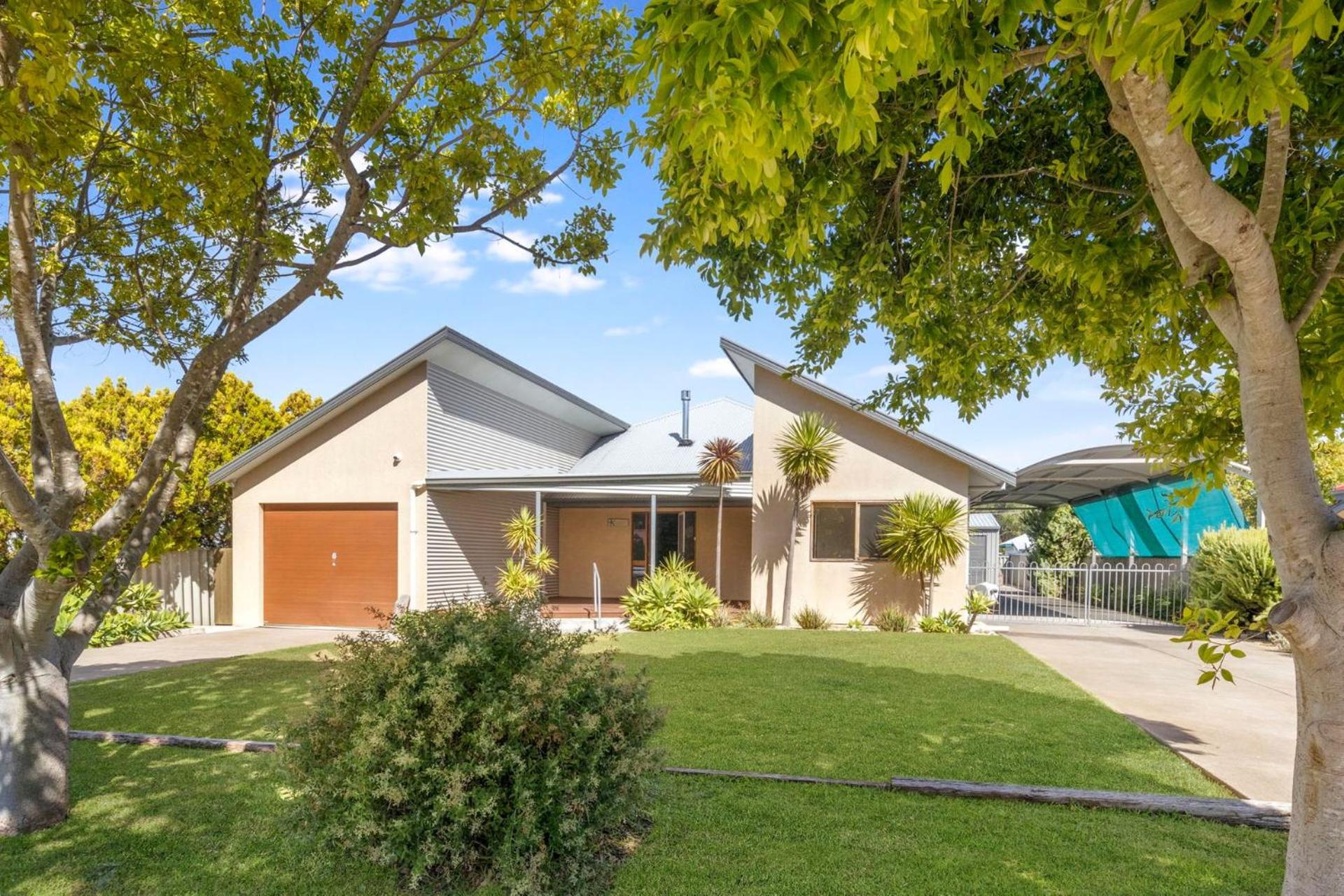 Swell Times Holiday Home Busselton