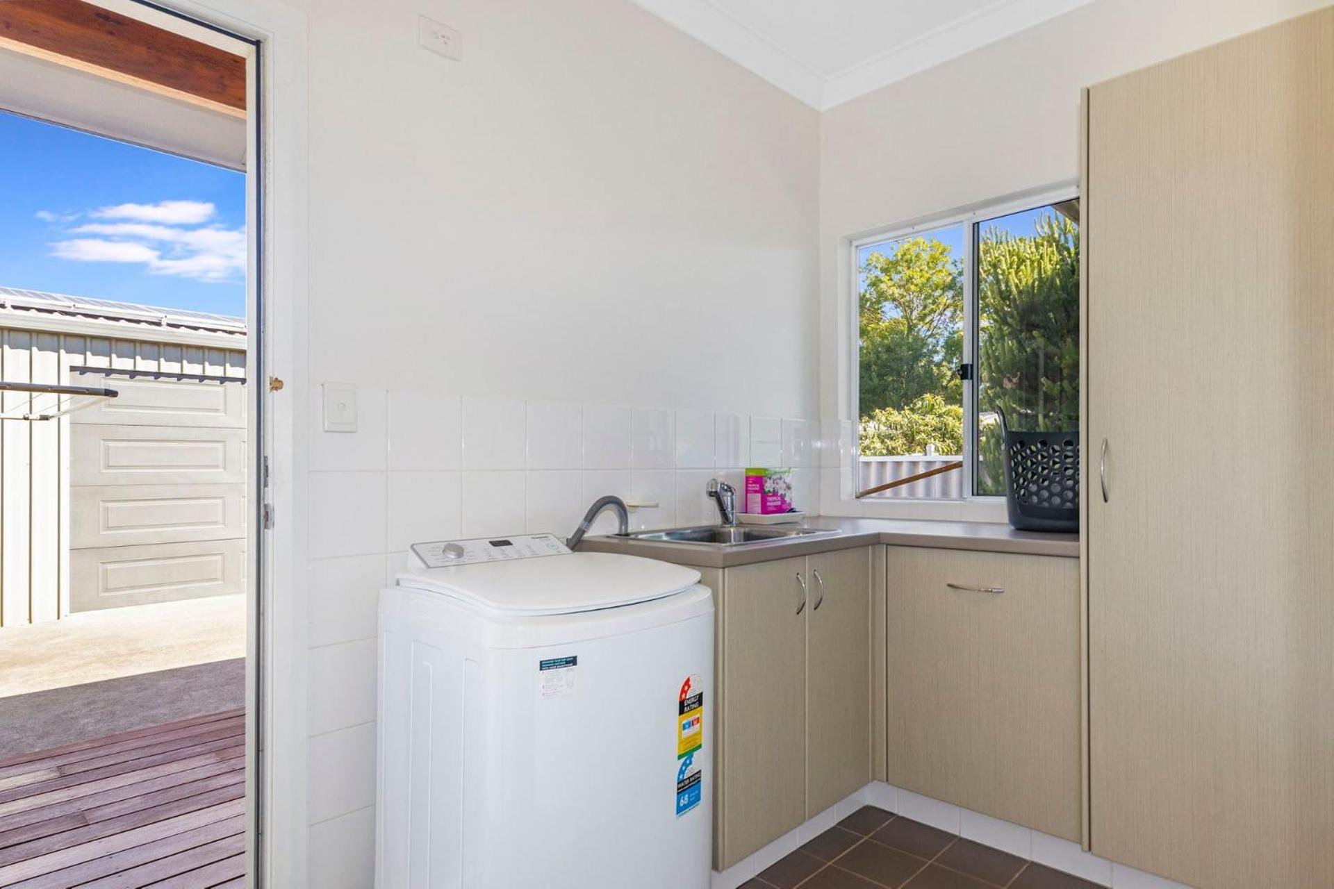 Swell Times Holiday Home Busselton