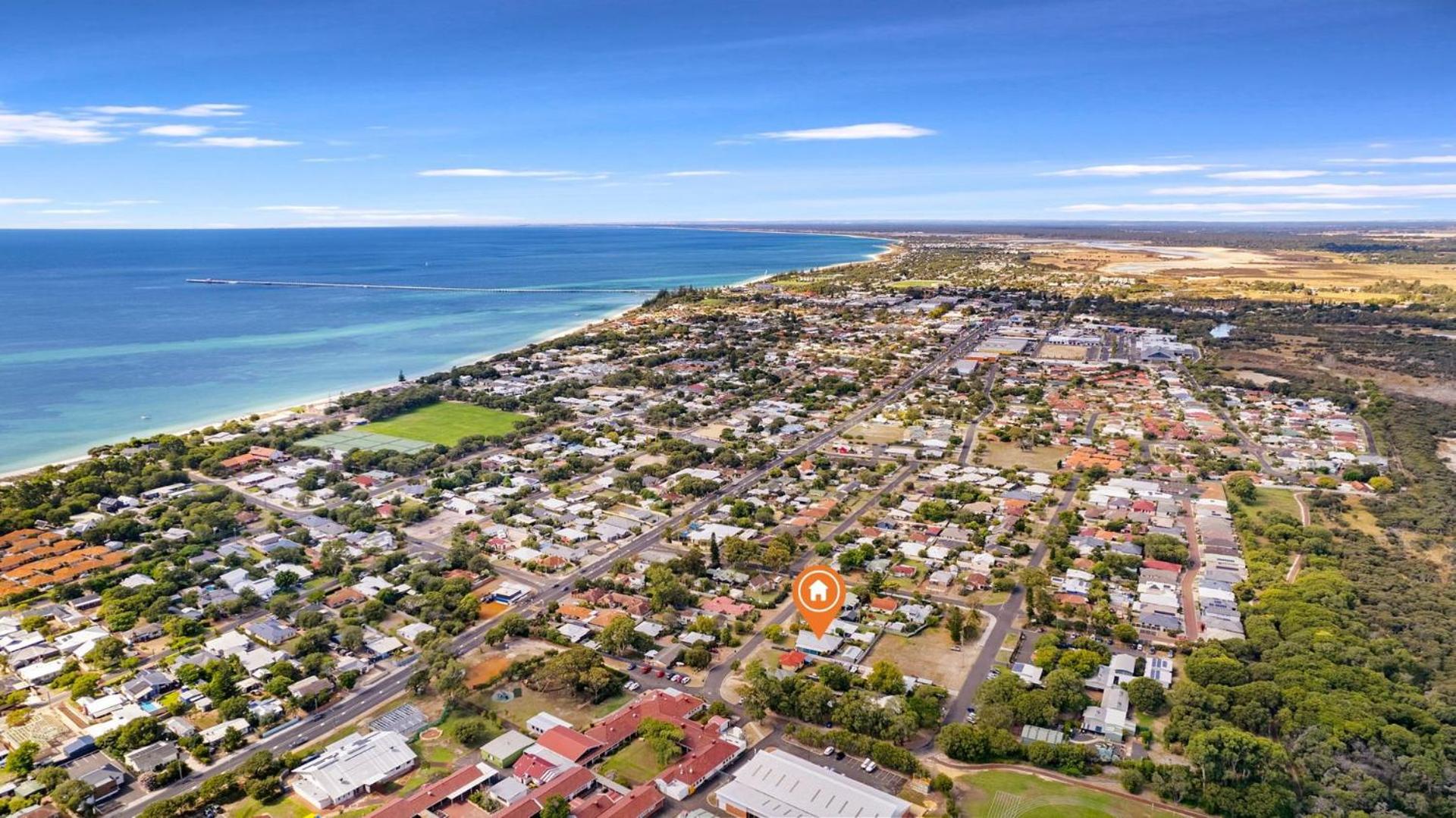 Swell Times Holiday Home Busselton