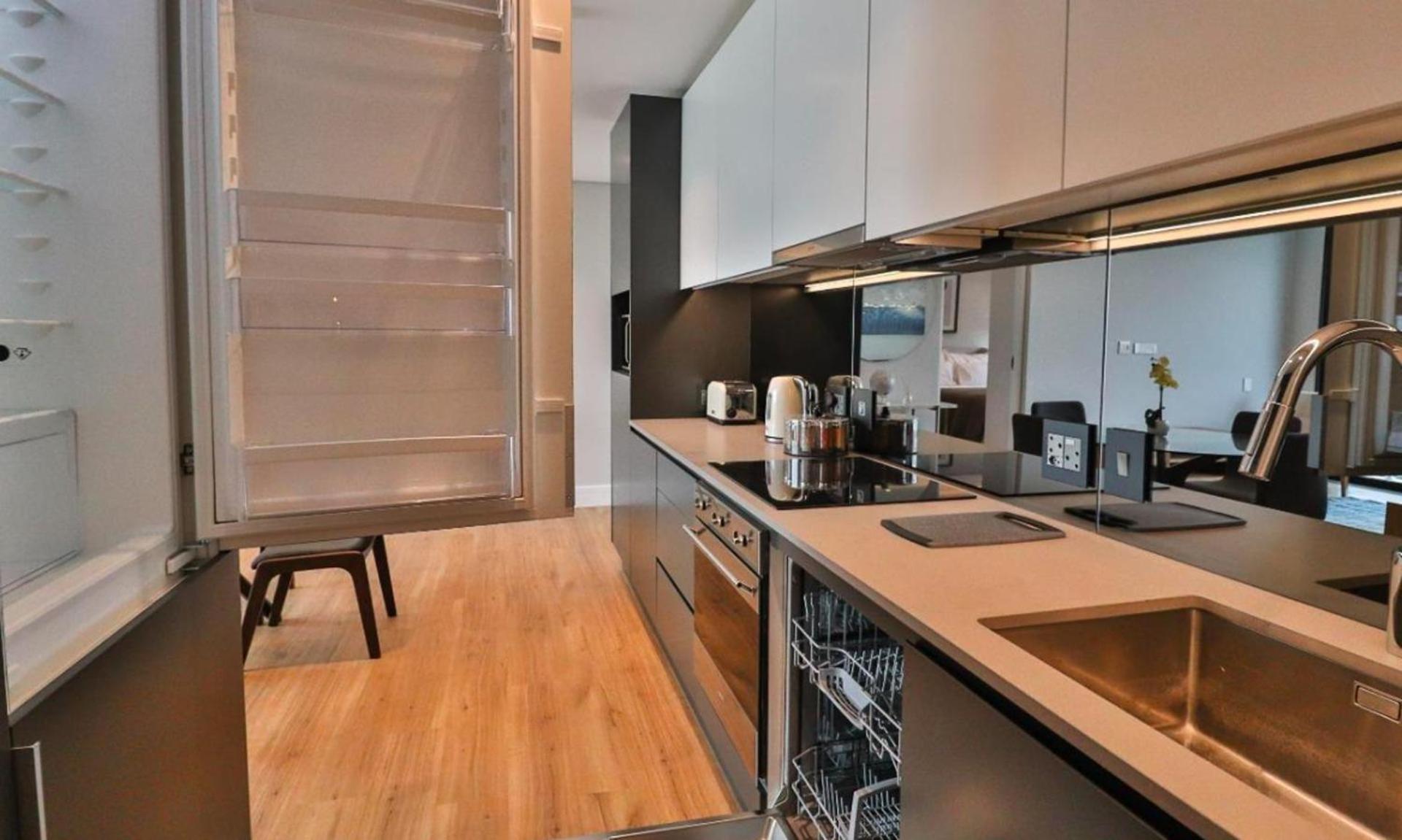 Johannesburg Vacations - Remarkable 2-Bed Apartment in Johannesburg - Property Image 8