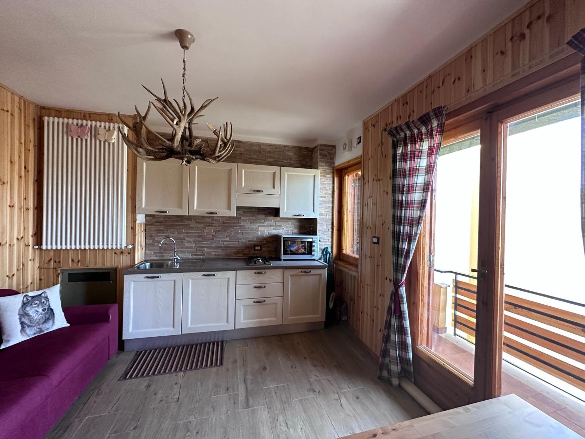 Criloux Apartment