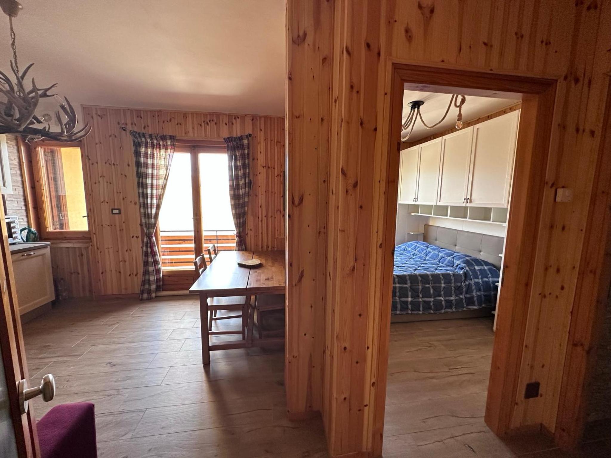 Criloux Apartment