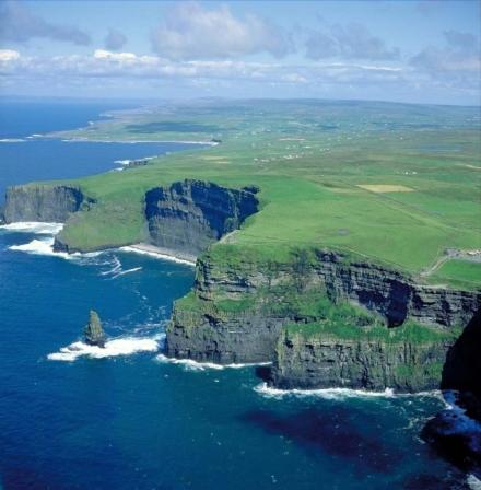 Burren Seaside Lodge by Trident Holiday Homes