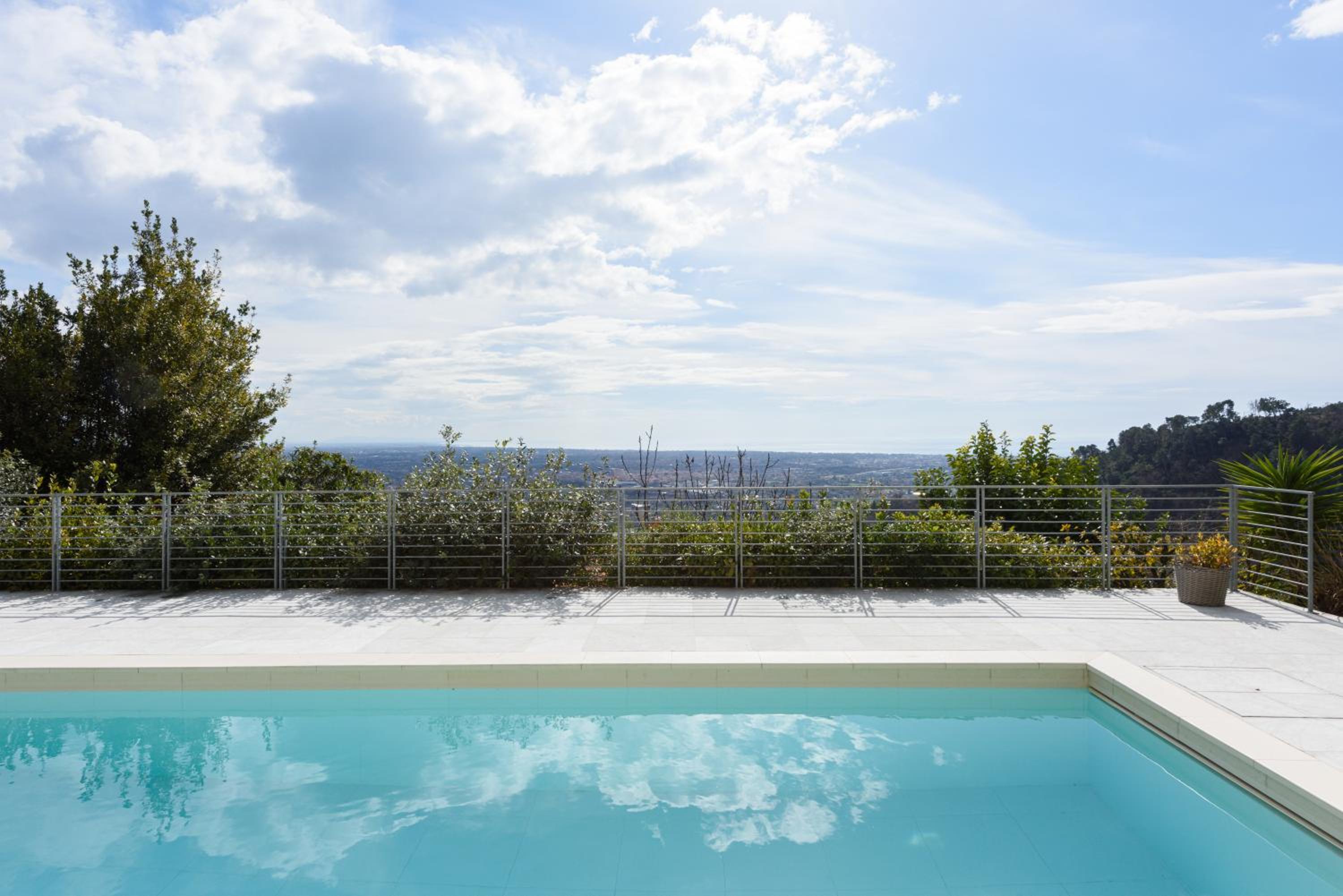 Restelli Suite by Mmega en Strettoia — recepcion & lobby