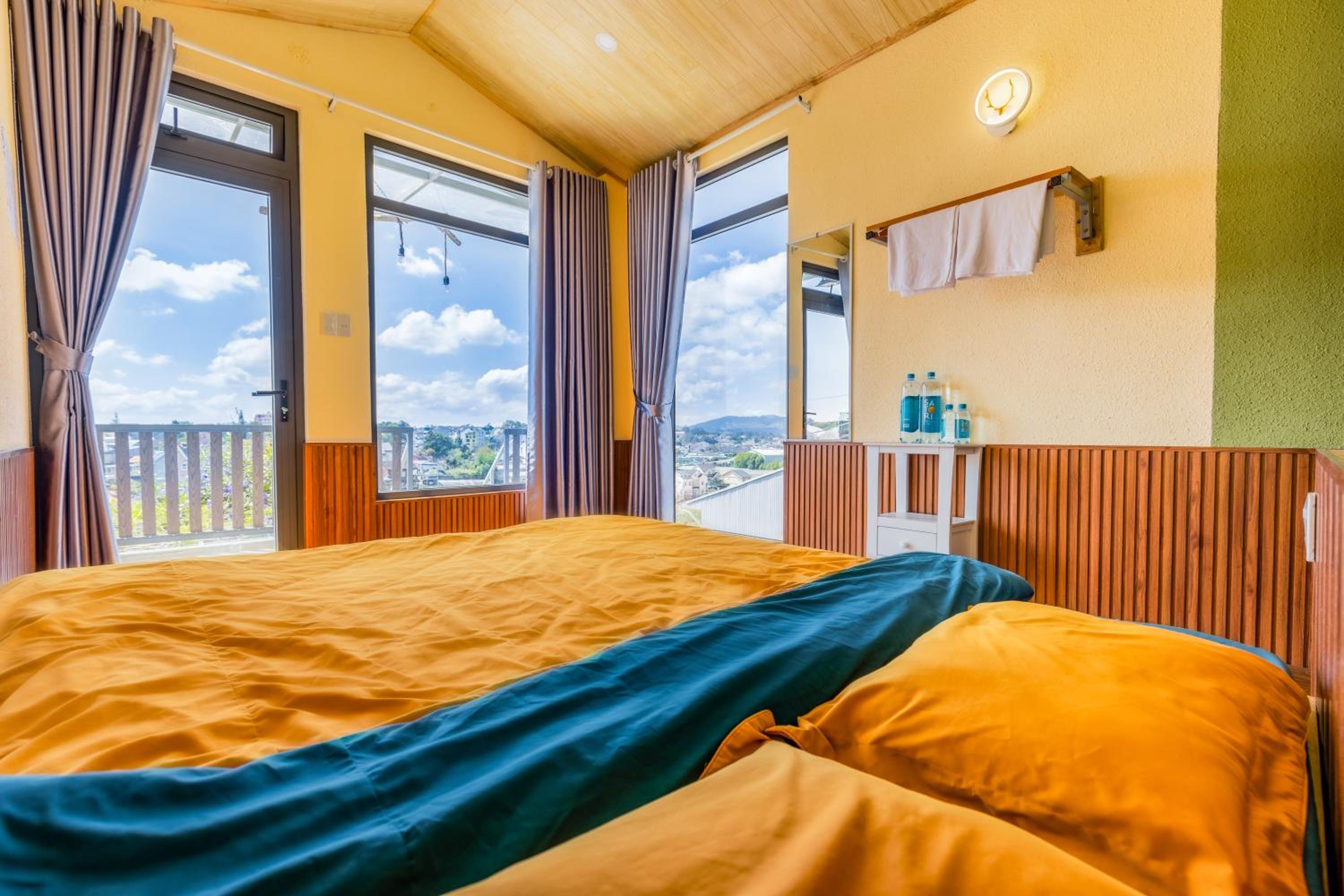 Nhà của Người và Ta view 3
