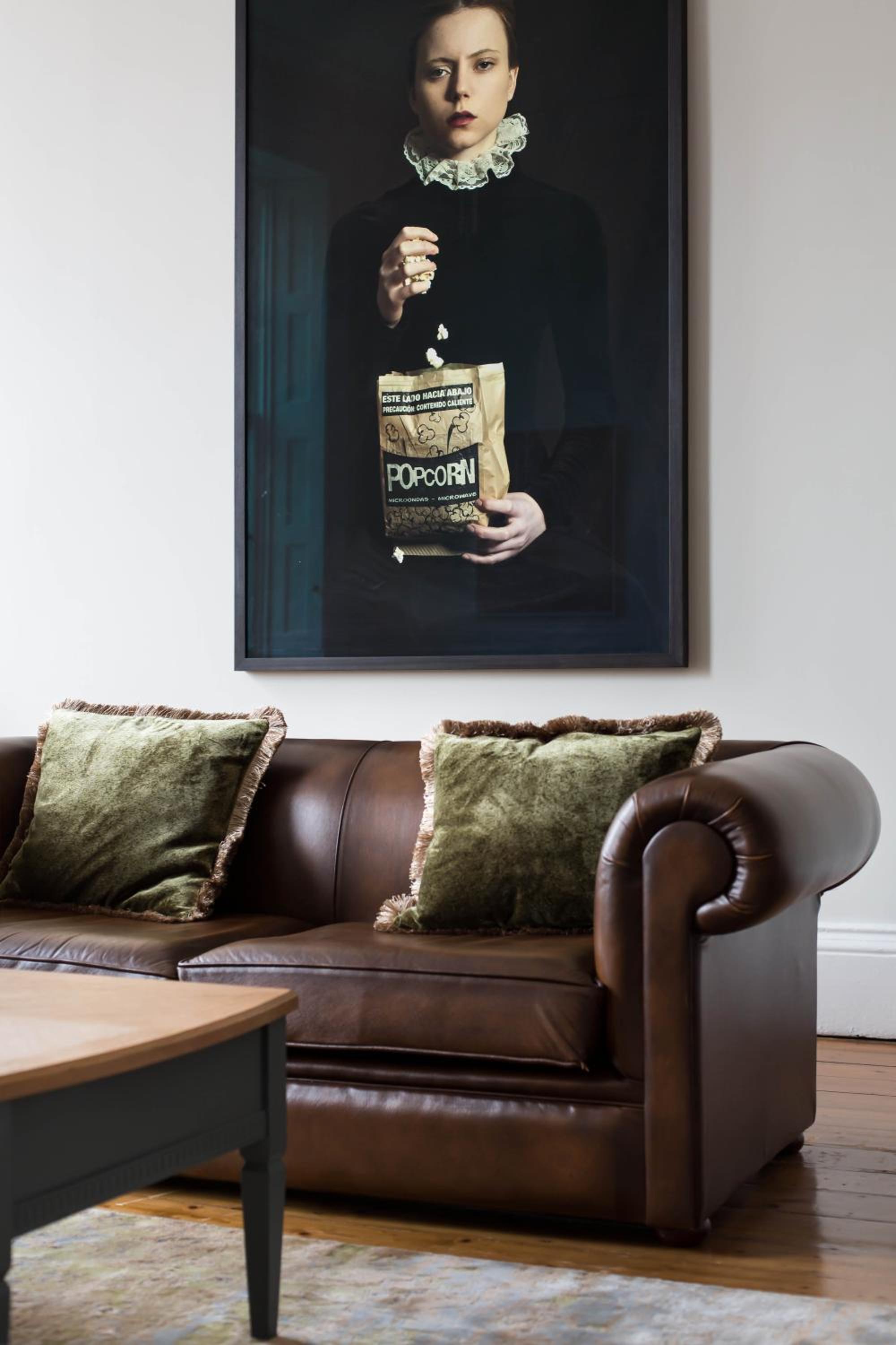 Magnificent Georgian 3-Bedroom Apartment in New Town