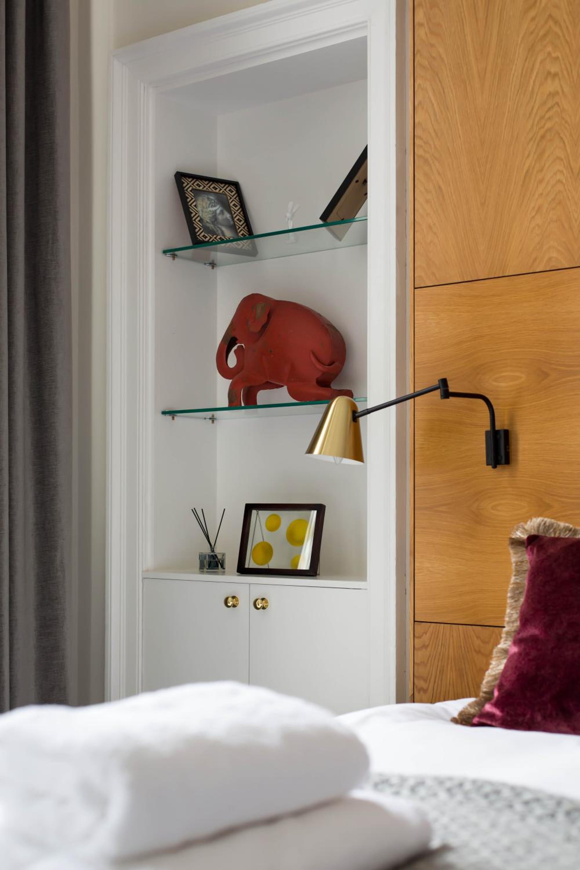 Magnificent Georgian 3-Bedroom Apartment in New Town