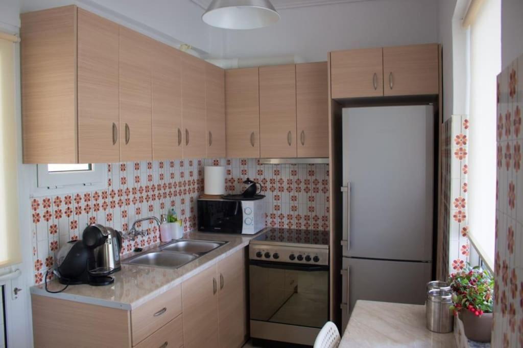 2 level apartment with terrace and Acropolis view