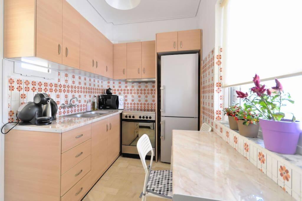 2 level apartment with terrace and Acropolis view