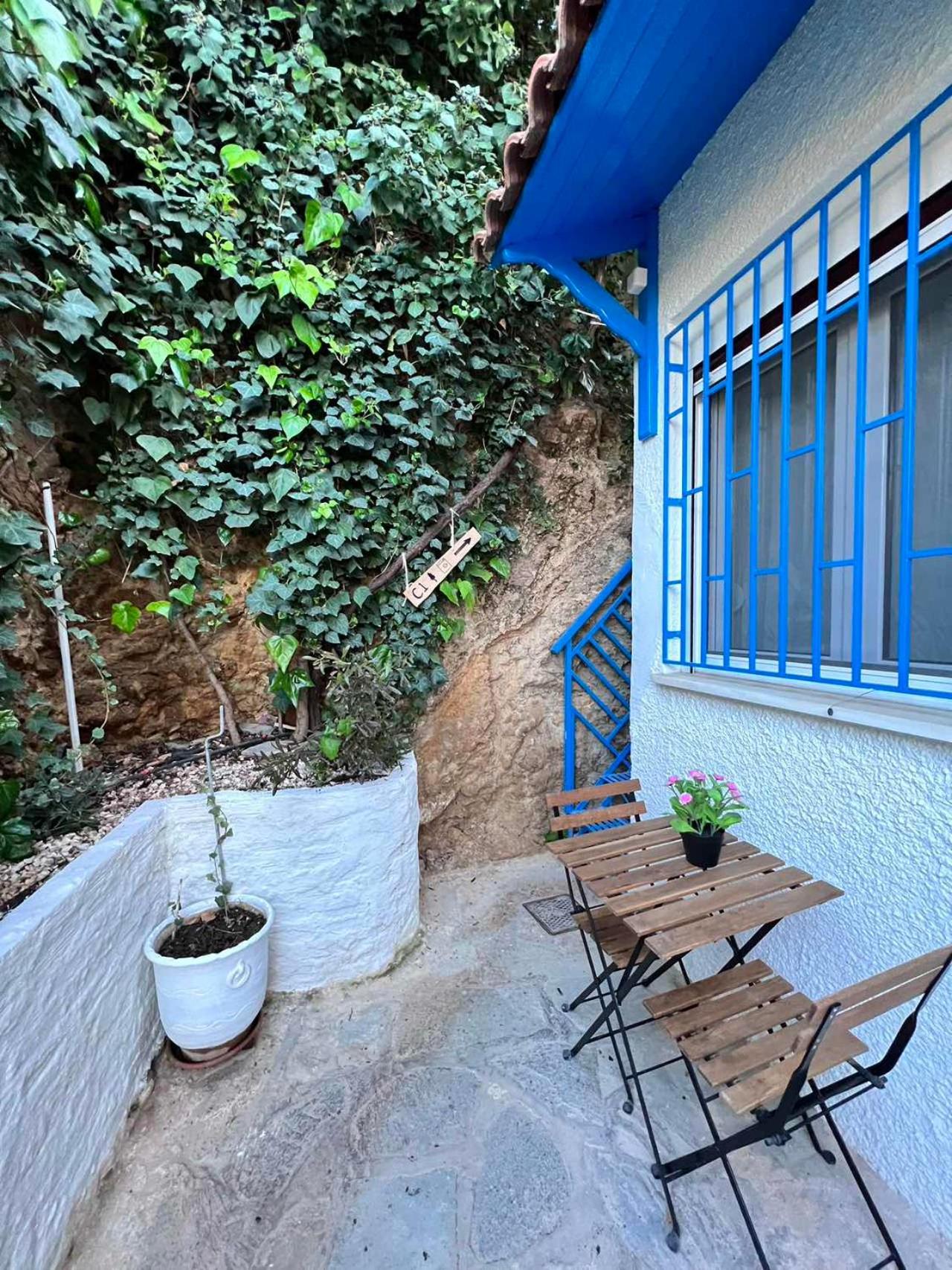 sky inn with wonderful Acropolis view in Neos kosmos