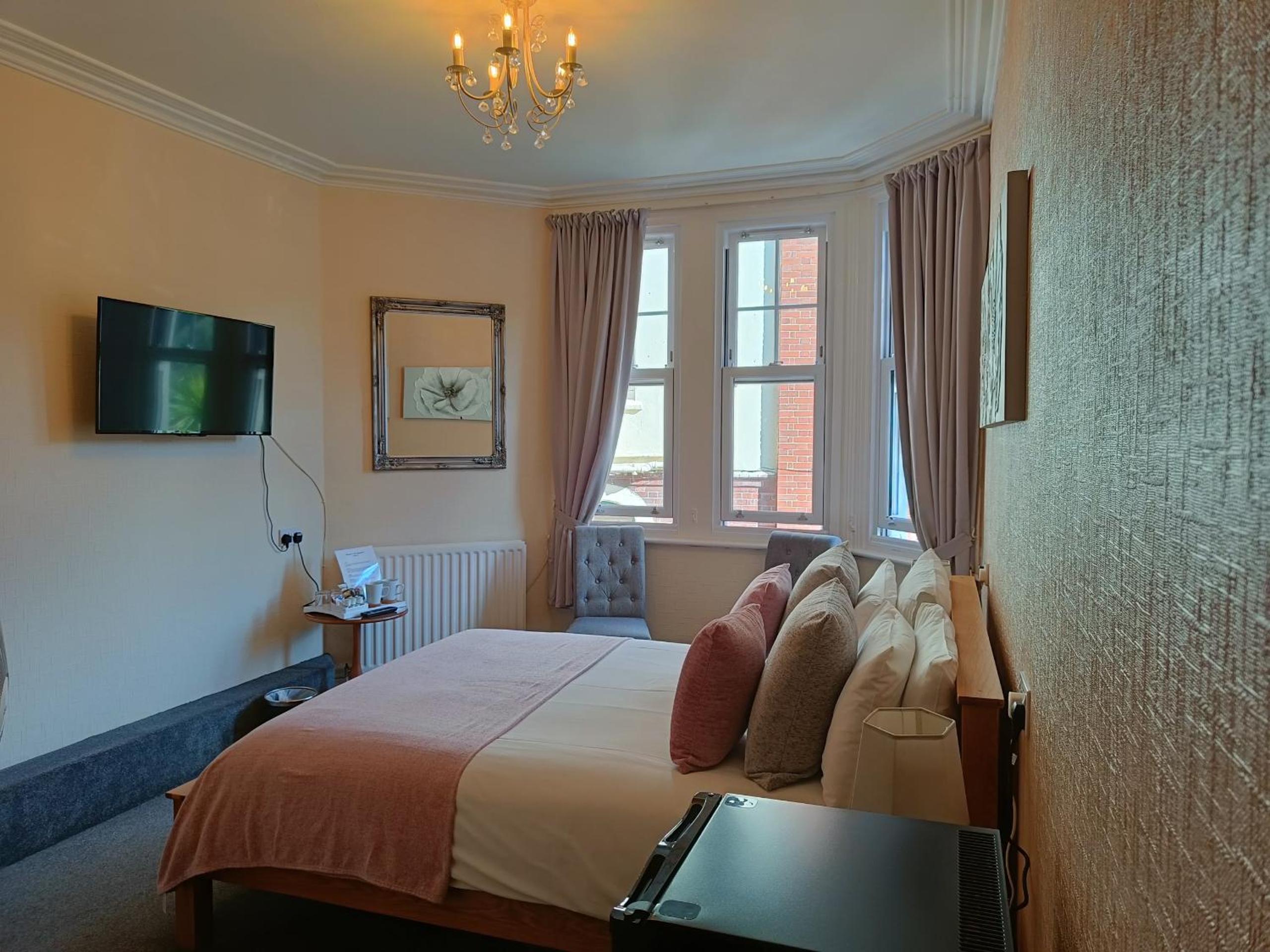 Kingsholm Guest House
