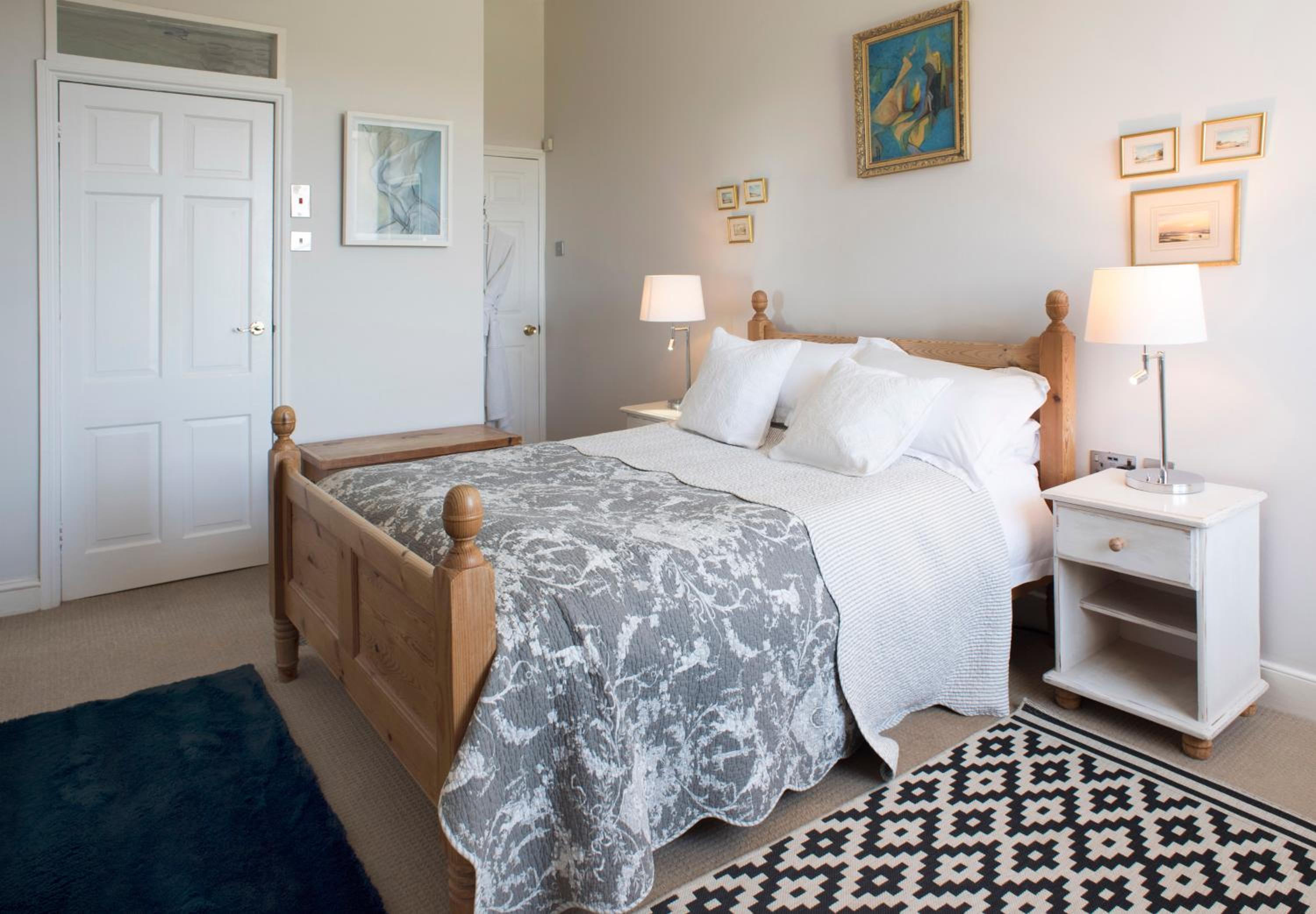 Rame Barton Guest House and Pottery