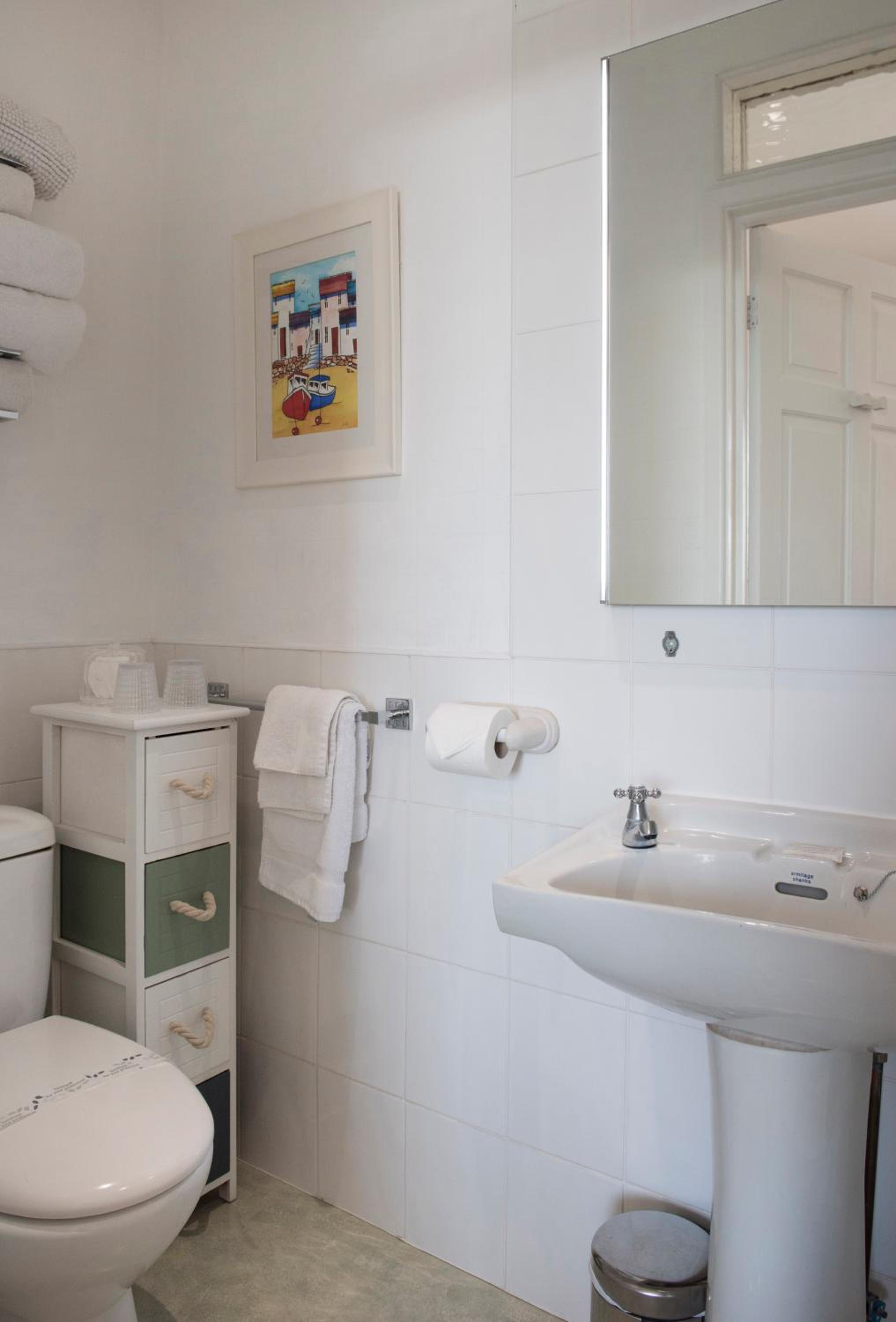 Rame Barton Guest House and Pottery