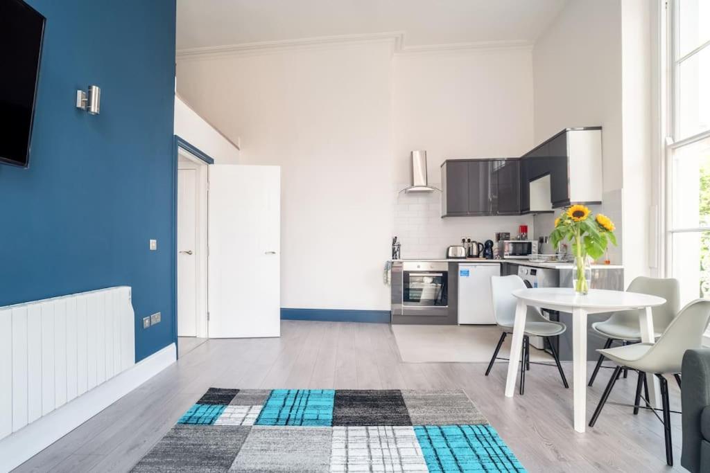 City Centre Apts
