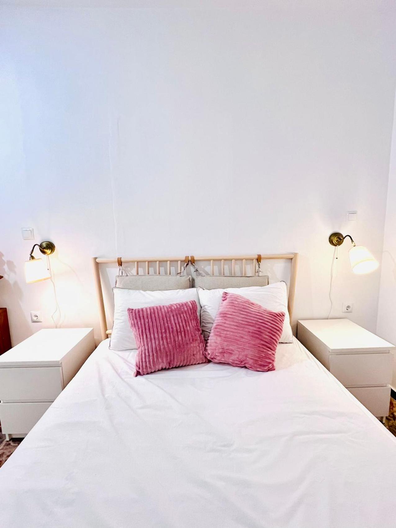 sky inn with wonderful Acropolis view in Neos kosmos