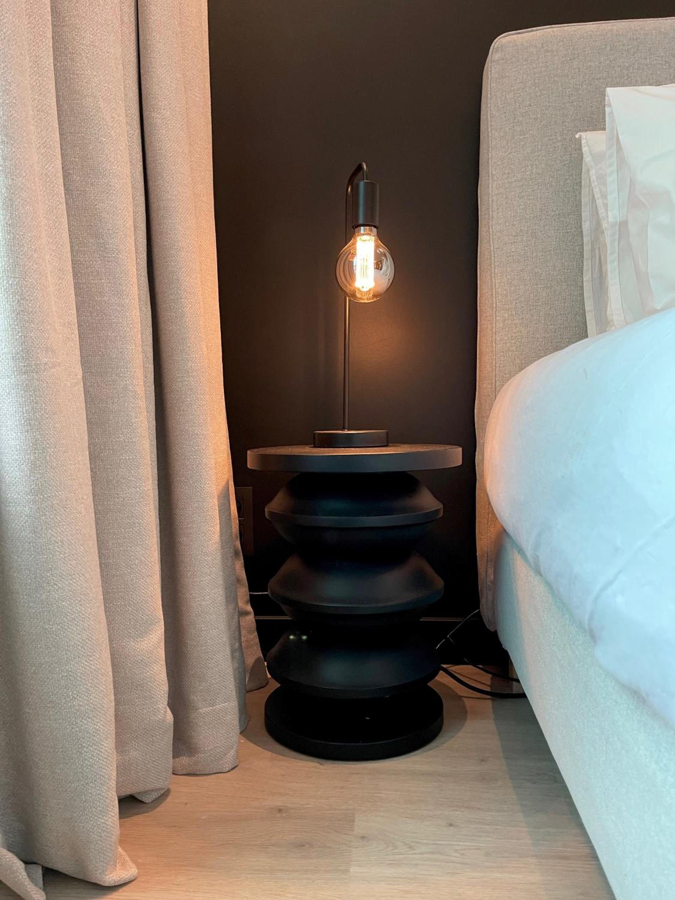 Historic 3 Bedroom Art-Nouveau Apartment with Airconditioning - Walk to Station Gent Sint-Pieters & Close to City Centre