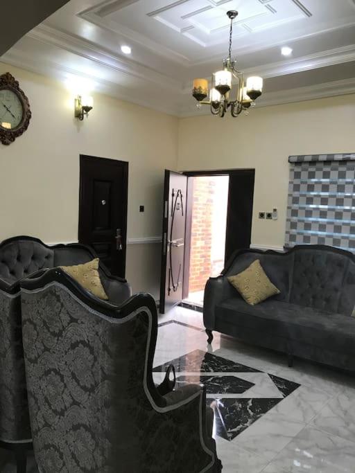King Apartments