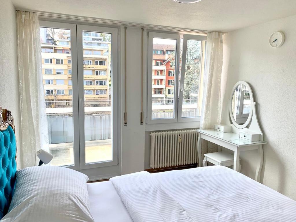 Hawa Apartment - two balcony - by PA view 3