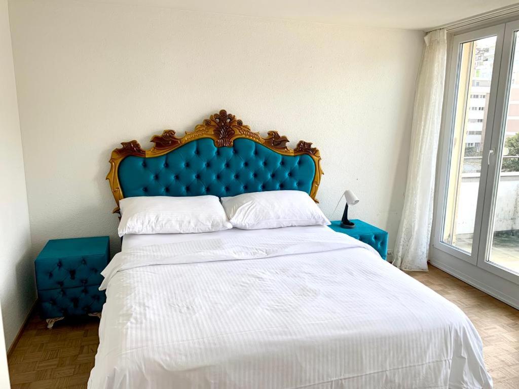 Hawa Apartment - two balcony - by PA view 4