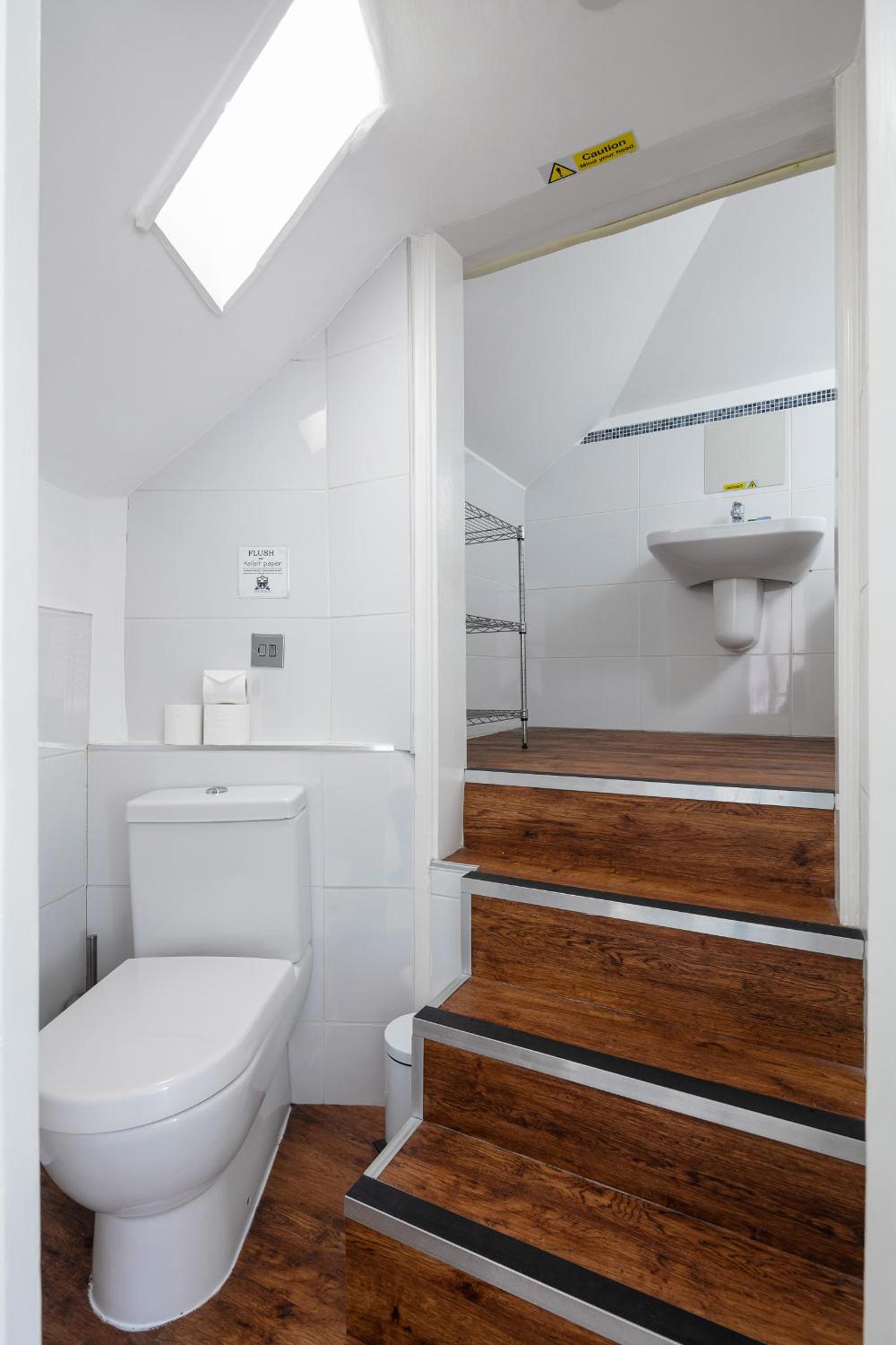 Castle Properties: The Duchess, 3 Bed Family cottage view 4