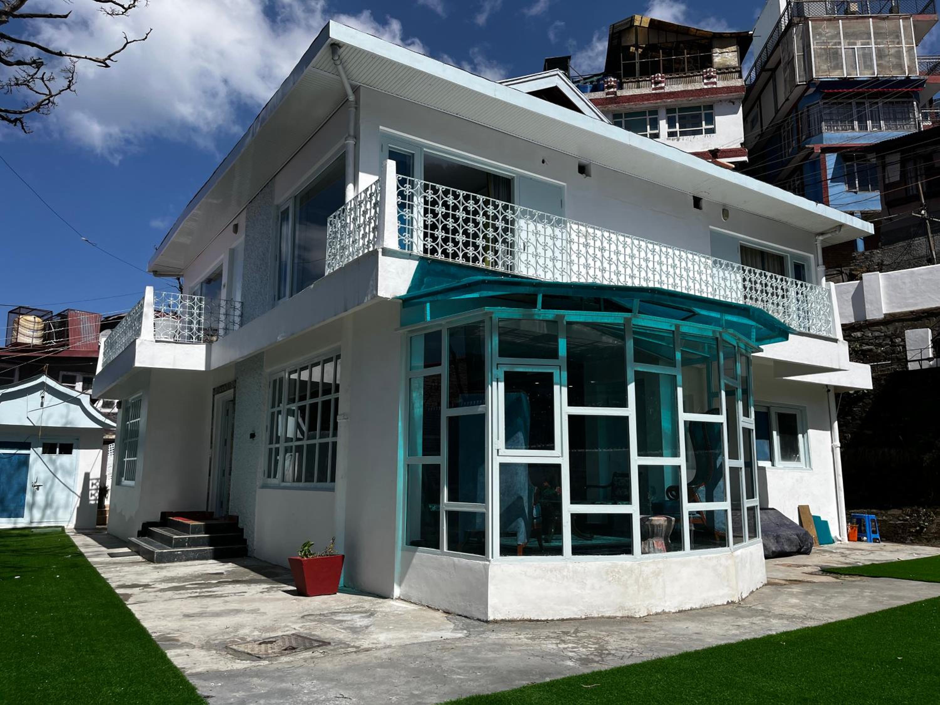 The Warrick Homestay, A Luxe Stay Near Mall Road, Shimla view 2