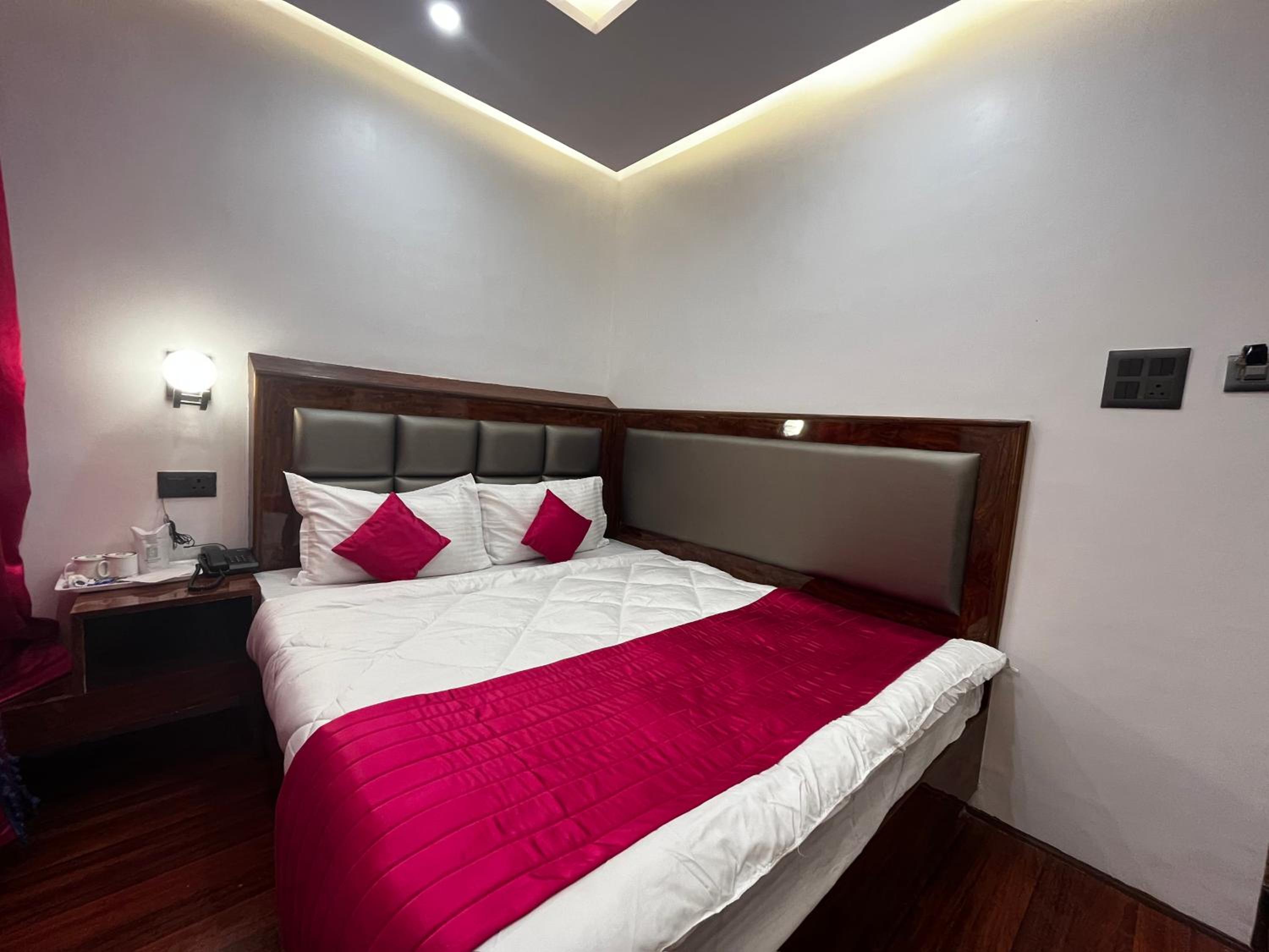The Warrick Homestay, A Luxe Stay Near Mall Road, Shimla view 5