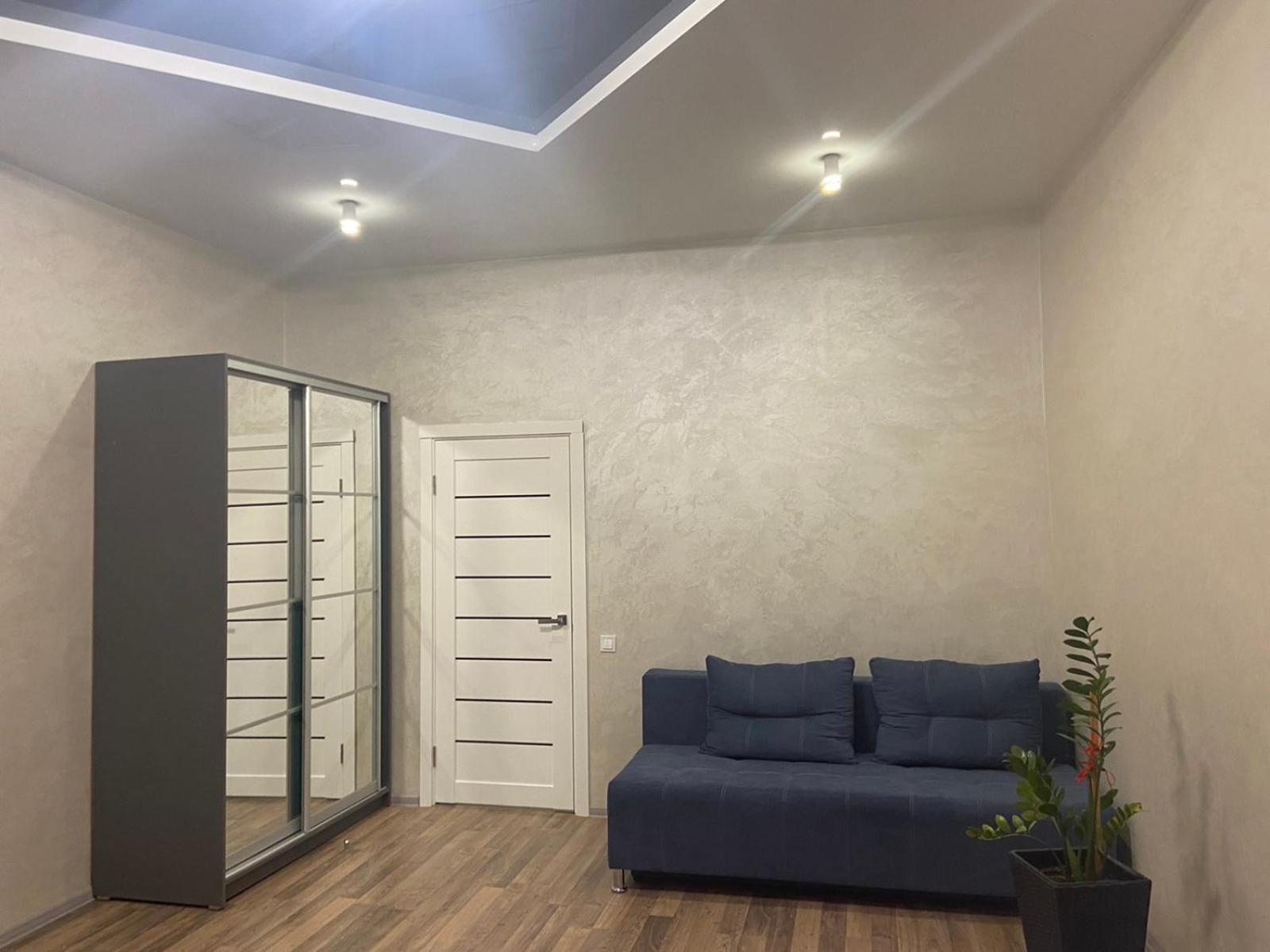 Kulisha 2bedroom apartment near Opera House with balcony view 2
