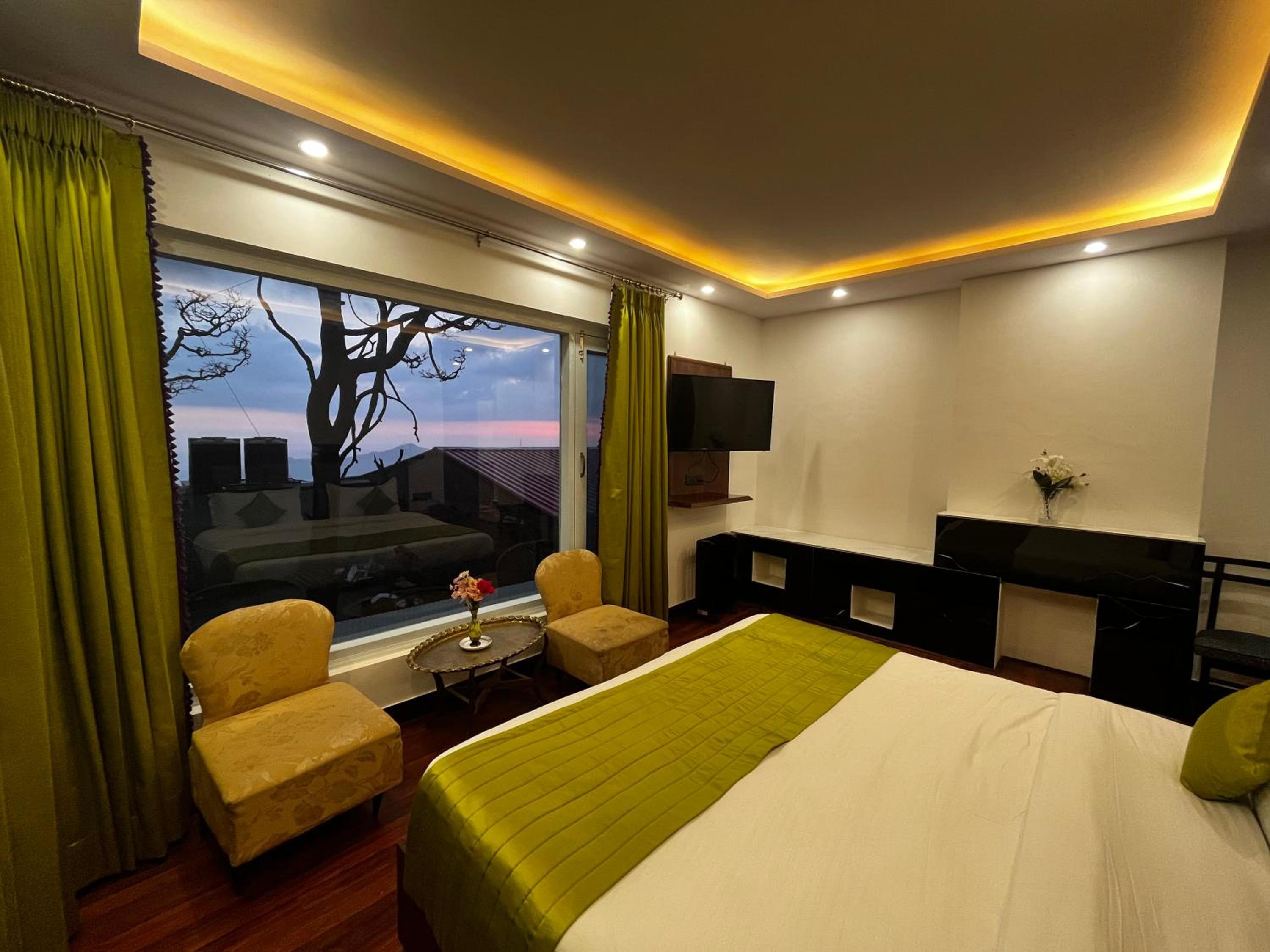 The Warrick Homestay, A Luxe Stay Near Mall Road, Shimla view 3