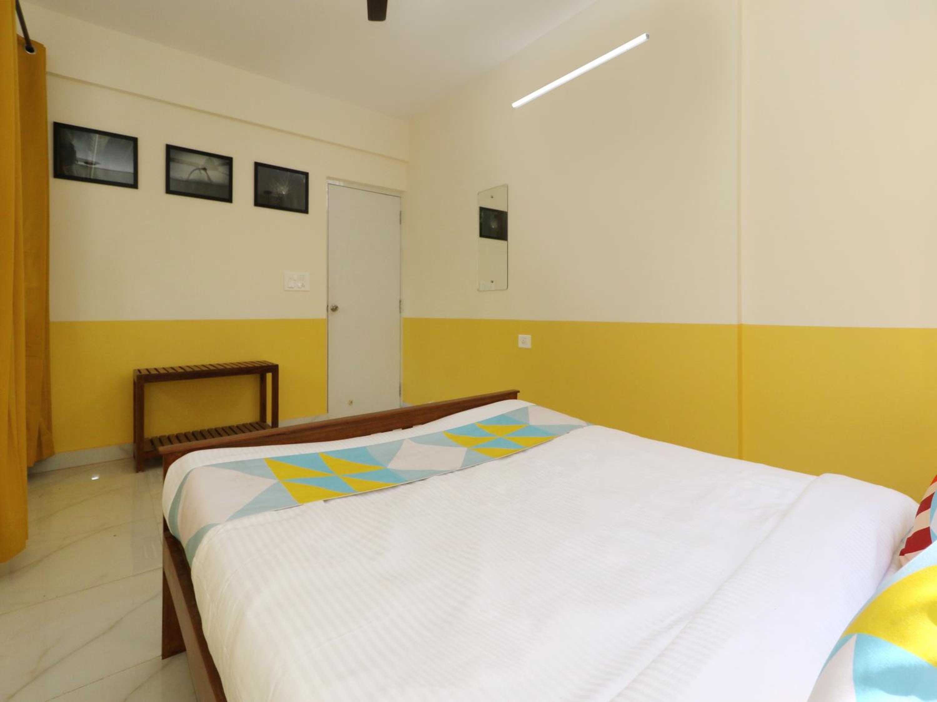 Luxury 2BHK Apartment near Calangute Baga beach with Pool
