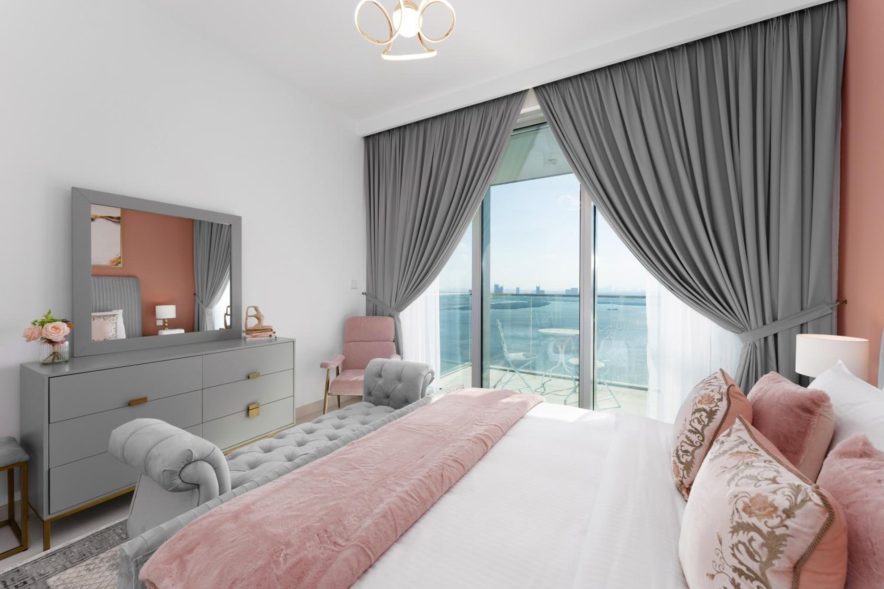 Maison Privee - Trendy Apt on the Creek w/ Superb Dubai Skyline Vw