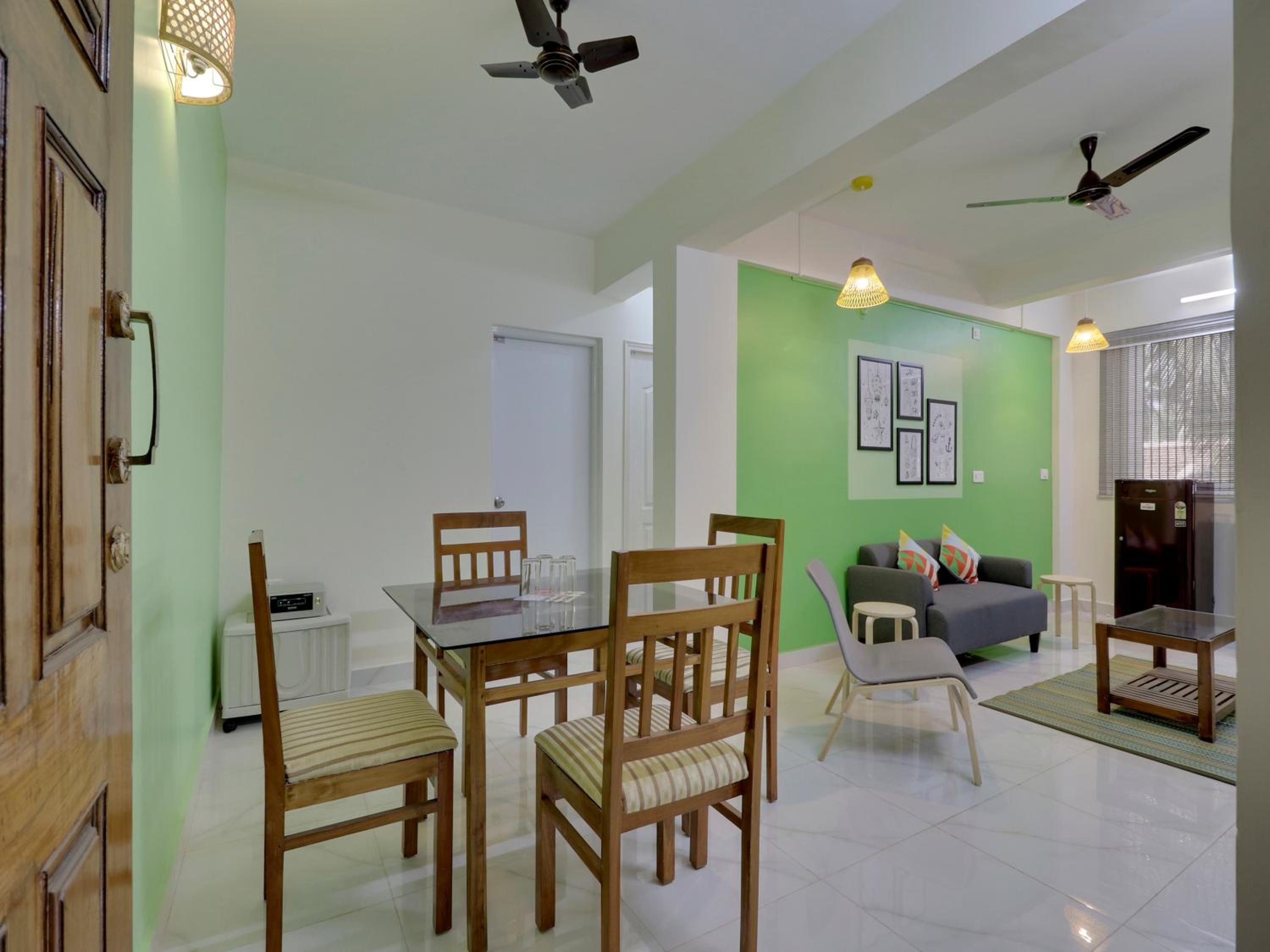 Luxury 2BHK Apartment near Calangute Baga beach with Pool