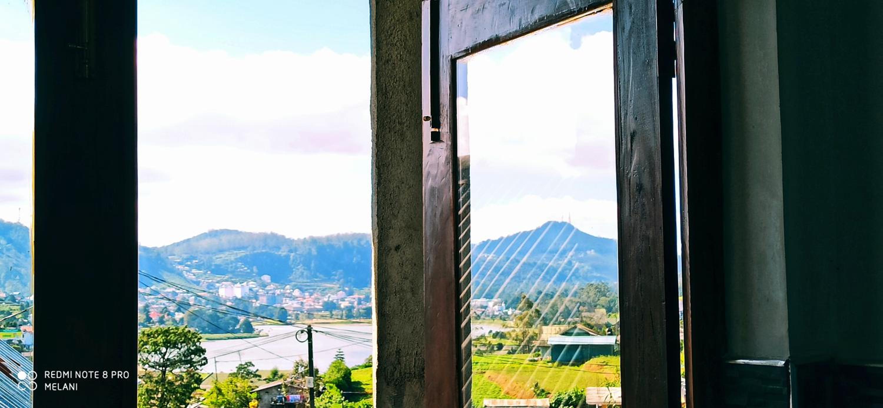 Mount Elegance