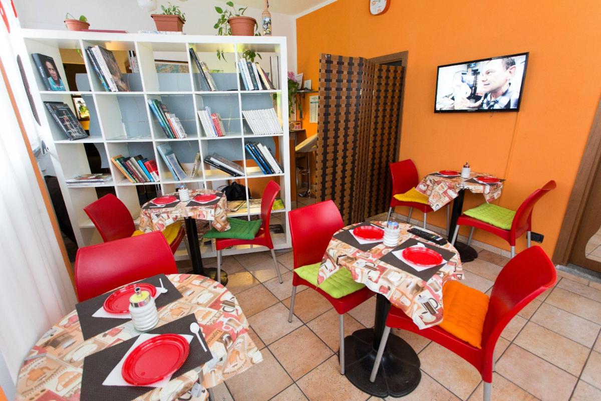restaurant